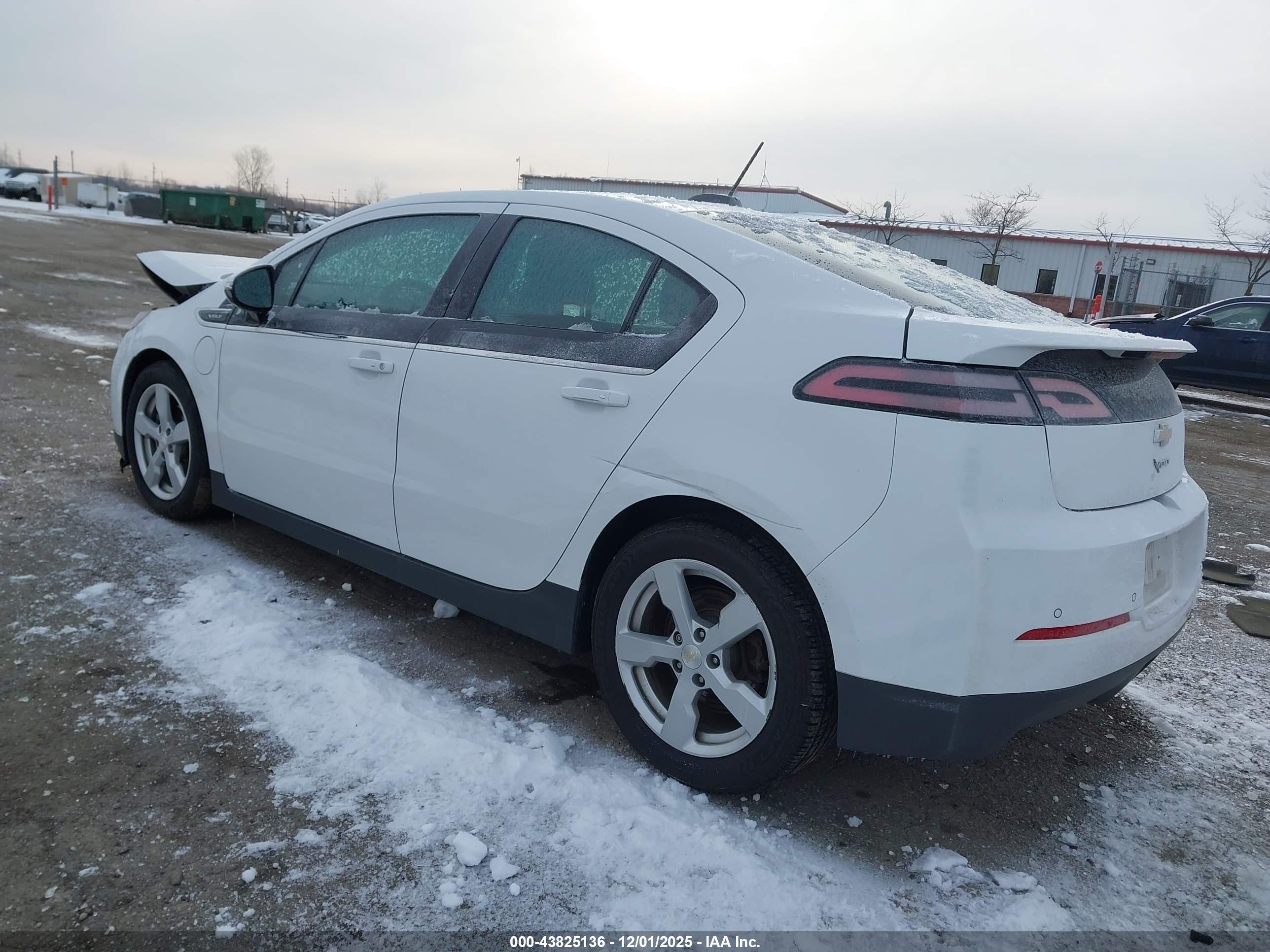 CHEVROLET VOLT image 3