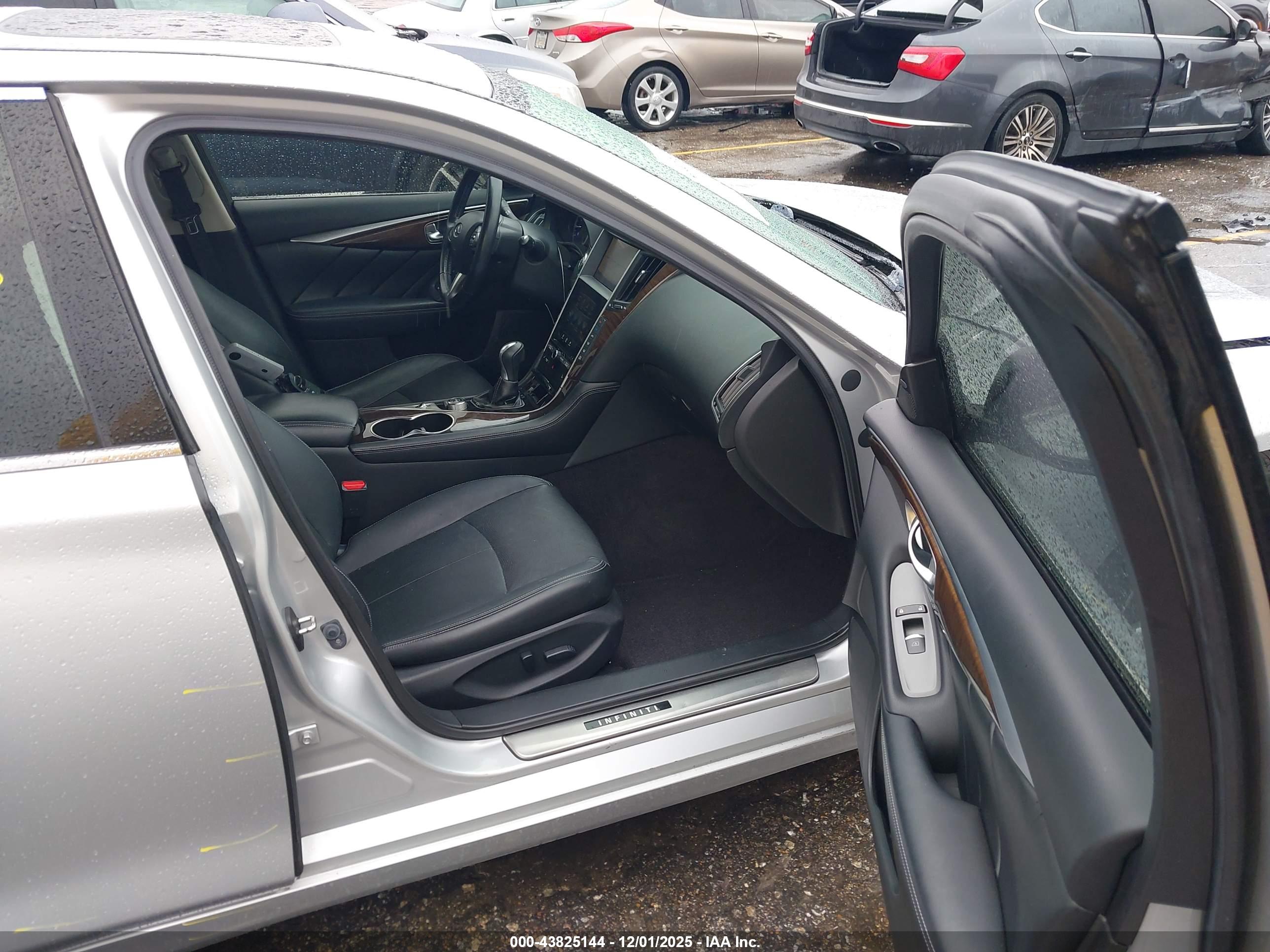 INFINITI Q50 image 5