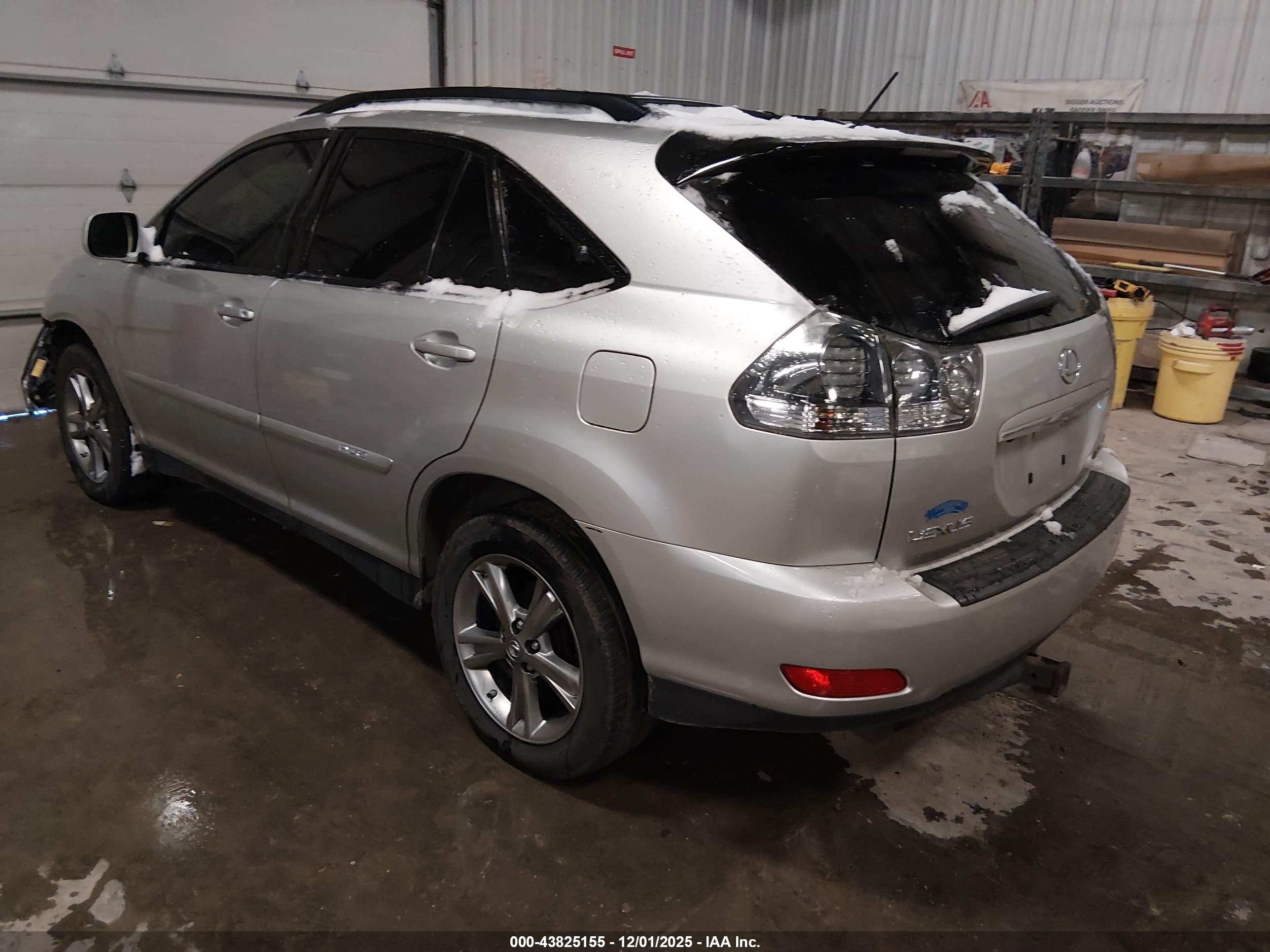 LEXUS RX image 3