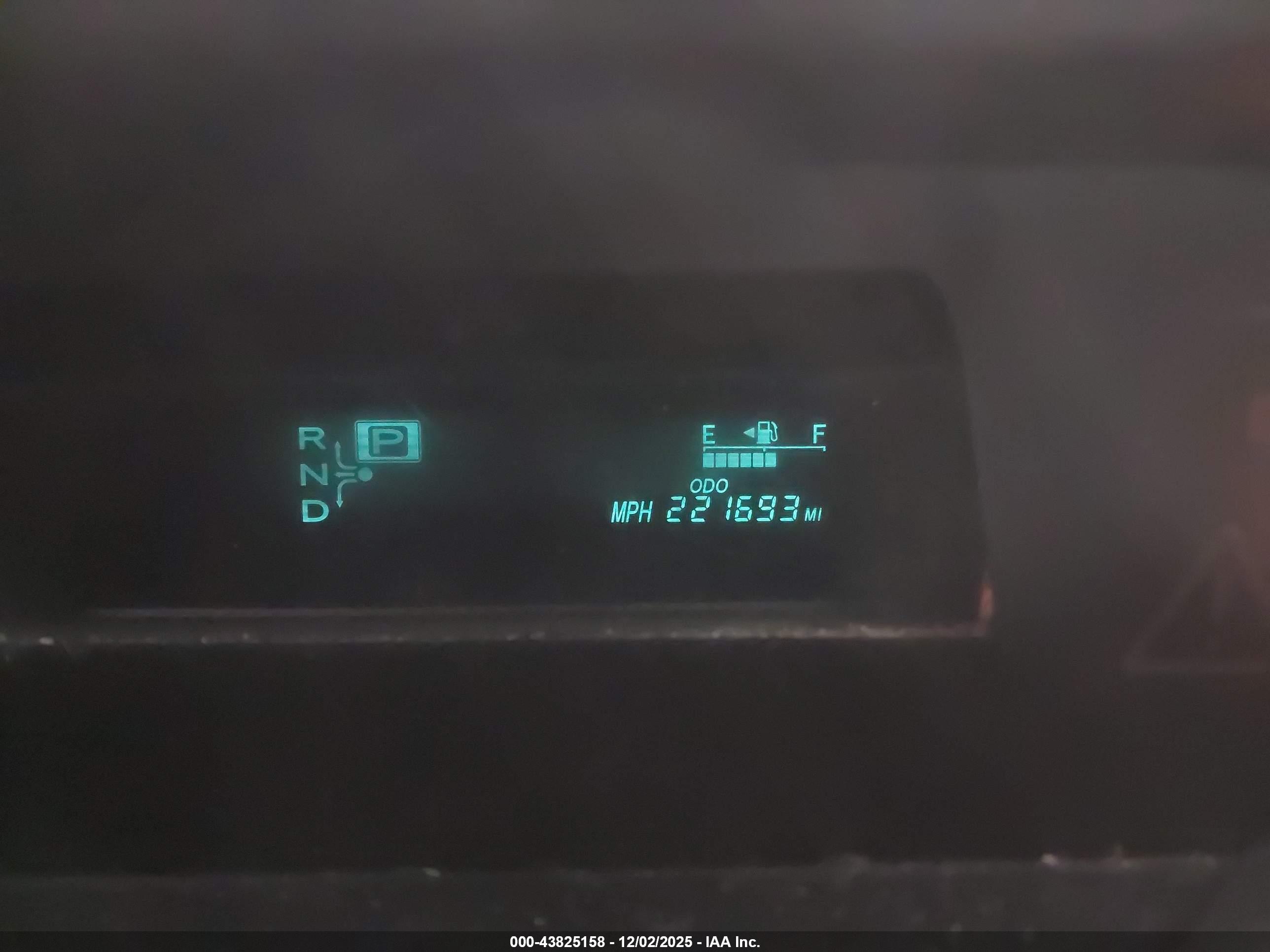 TOYOTA PRIUS image 7