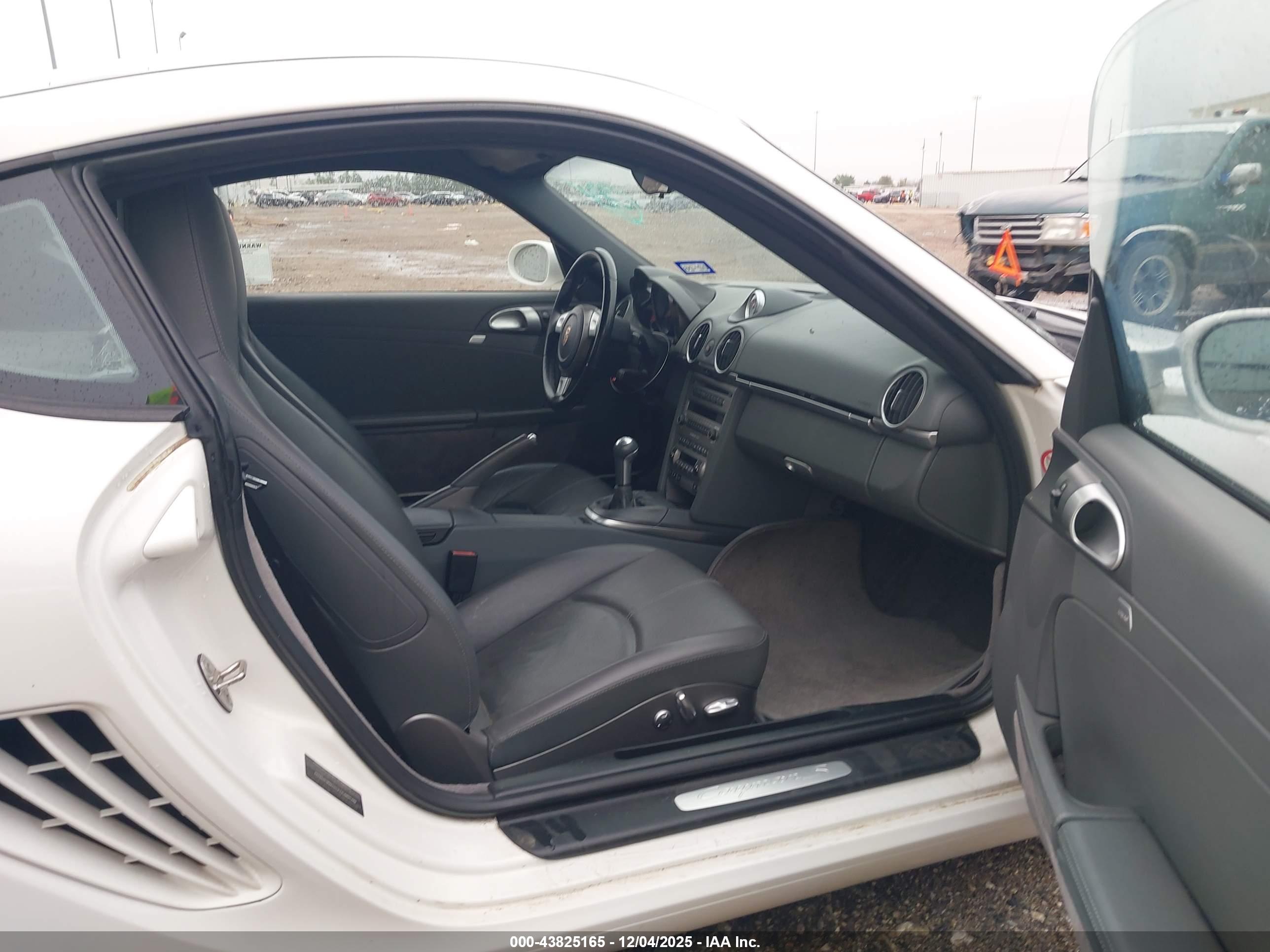 PORSCHE CAYMAN image 5
