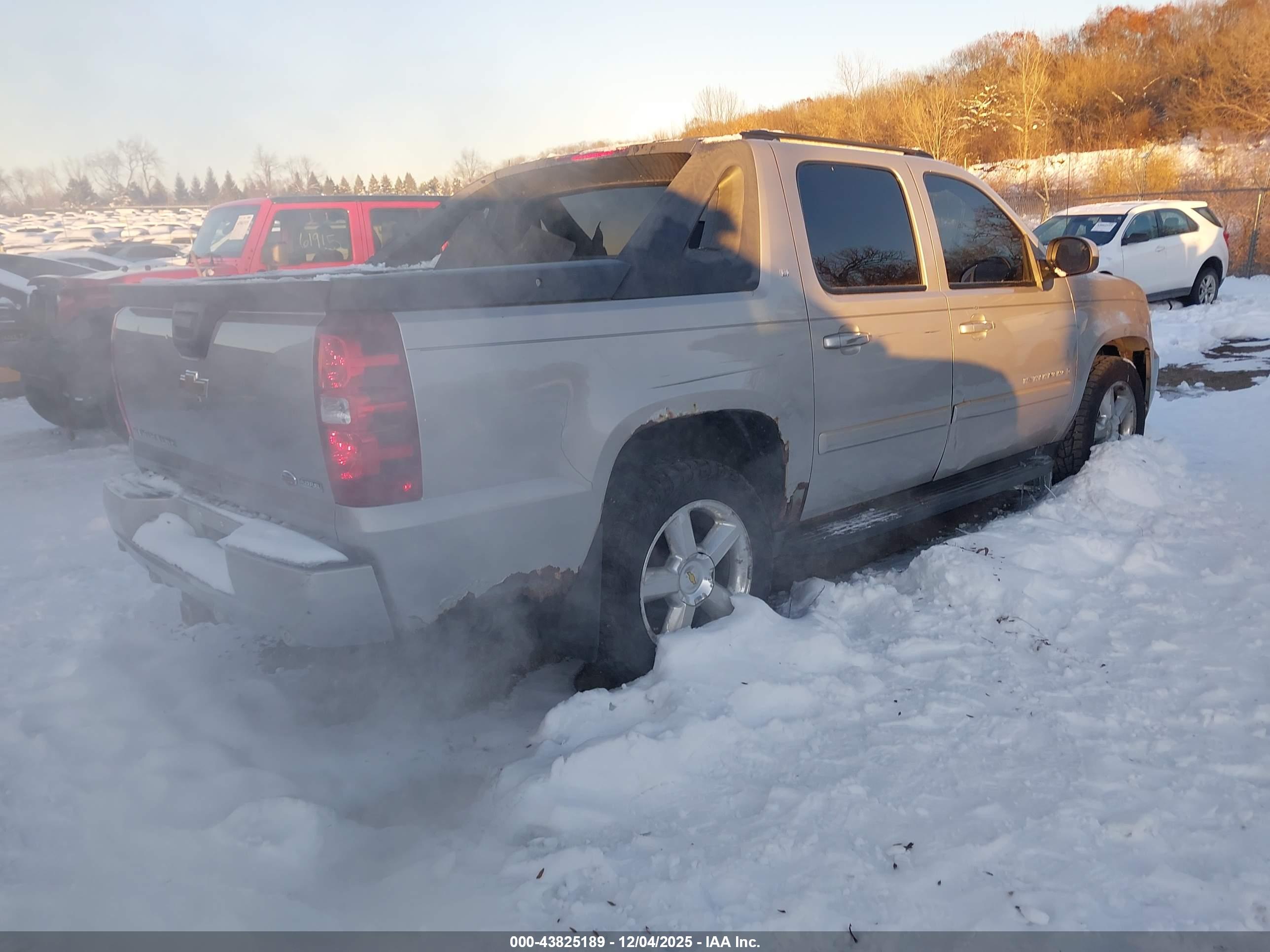 CHEVROLET AVALANCHE image 4