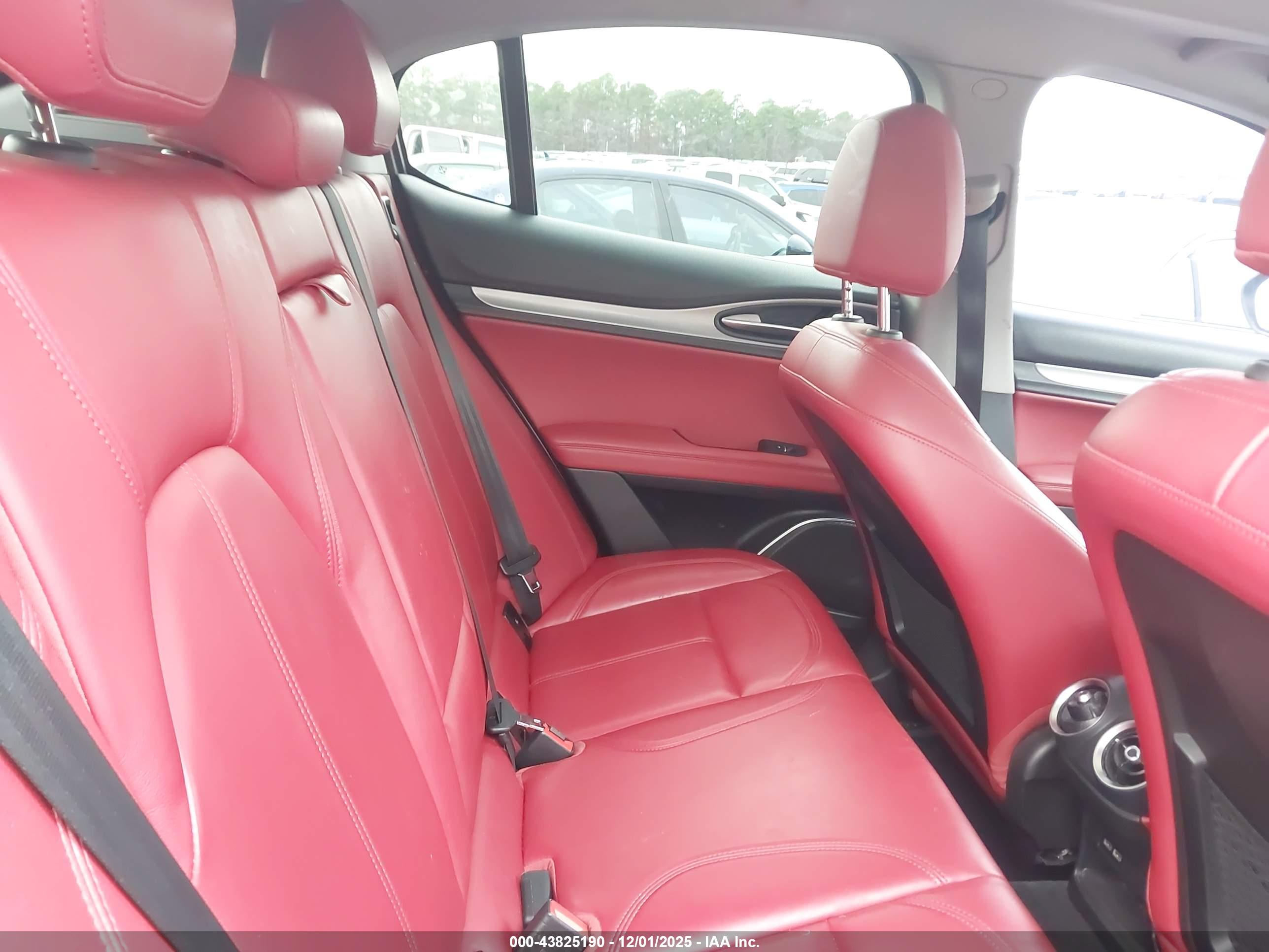 ALFA ROMEO image 8
