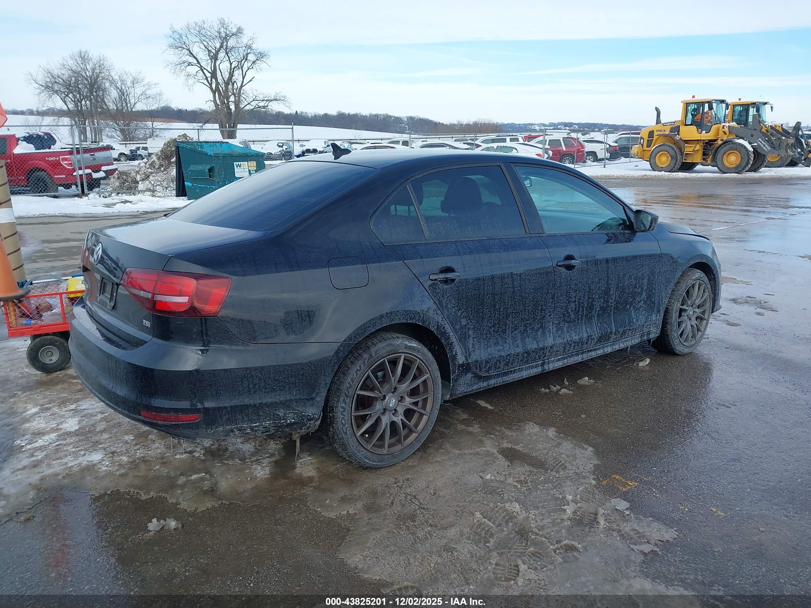 VOLKSWAGEN JETTA image 4