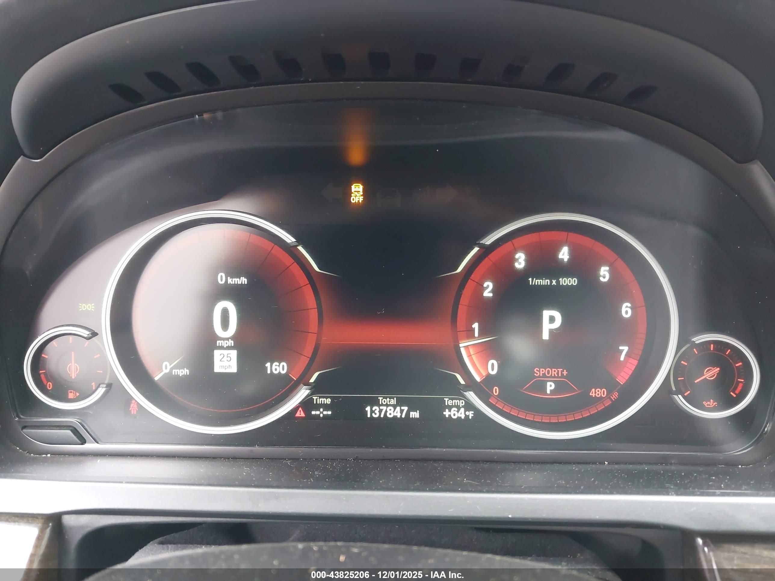 BMW 750I image 7