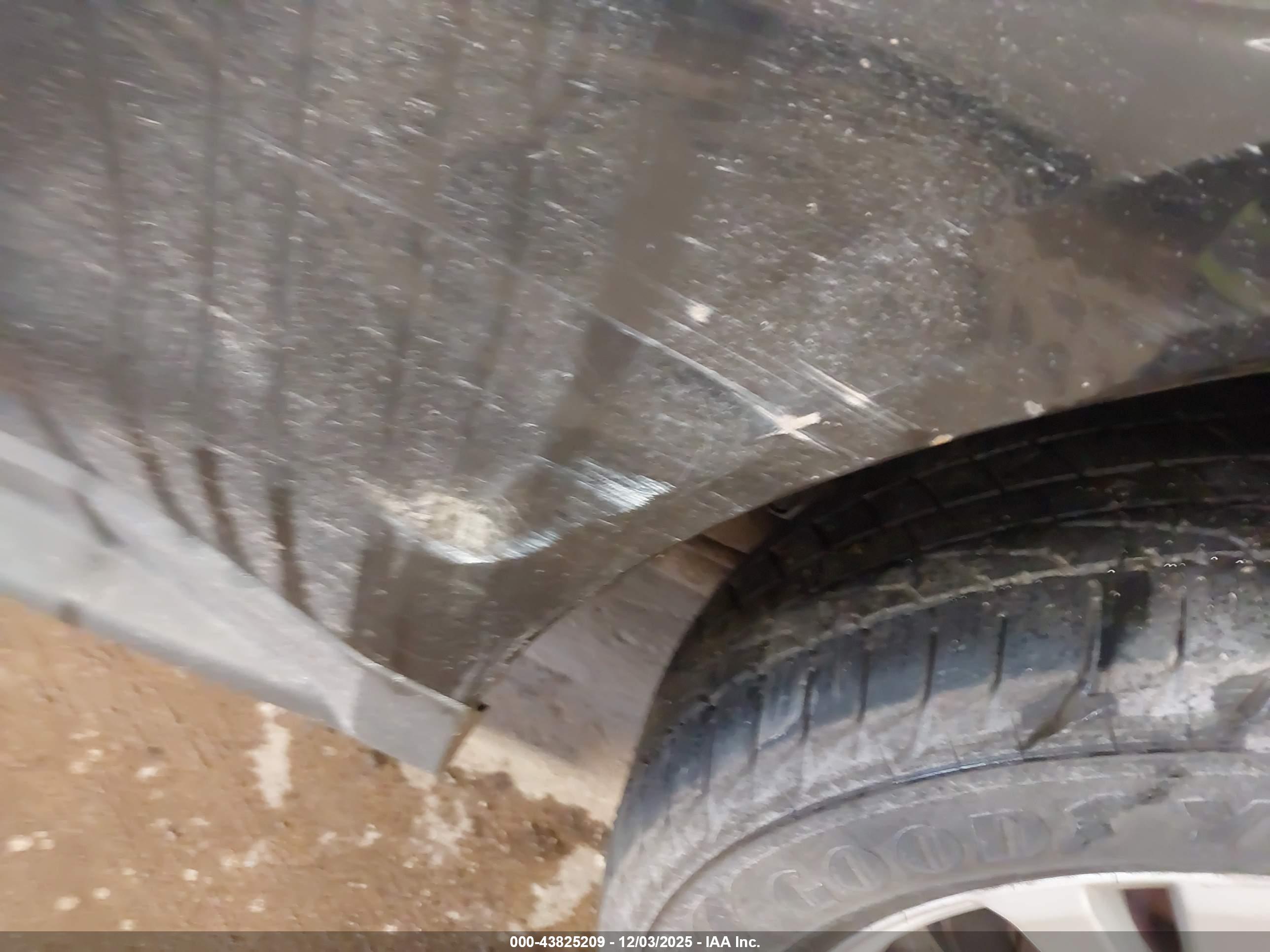 CHEVROLET EQUINOX image 6