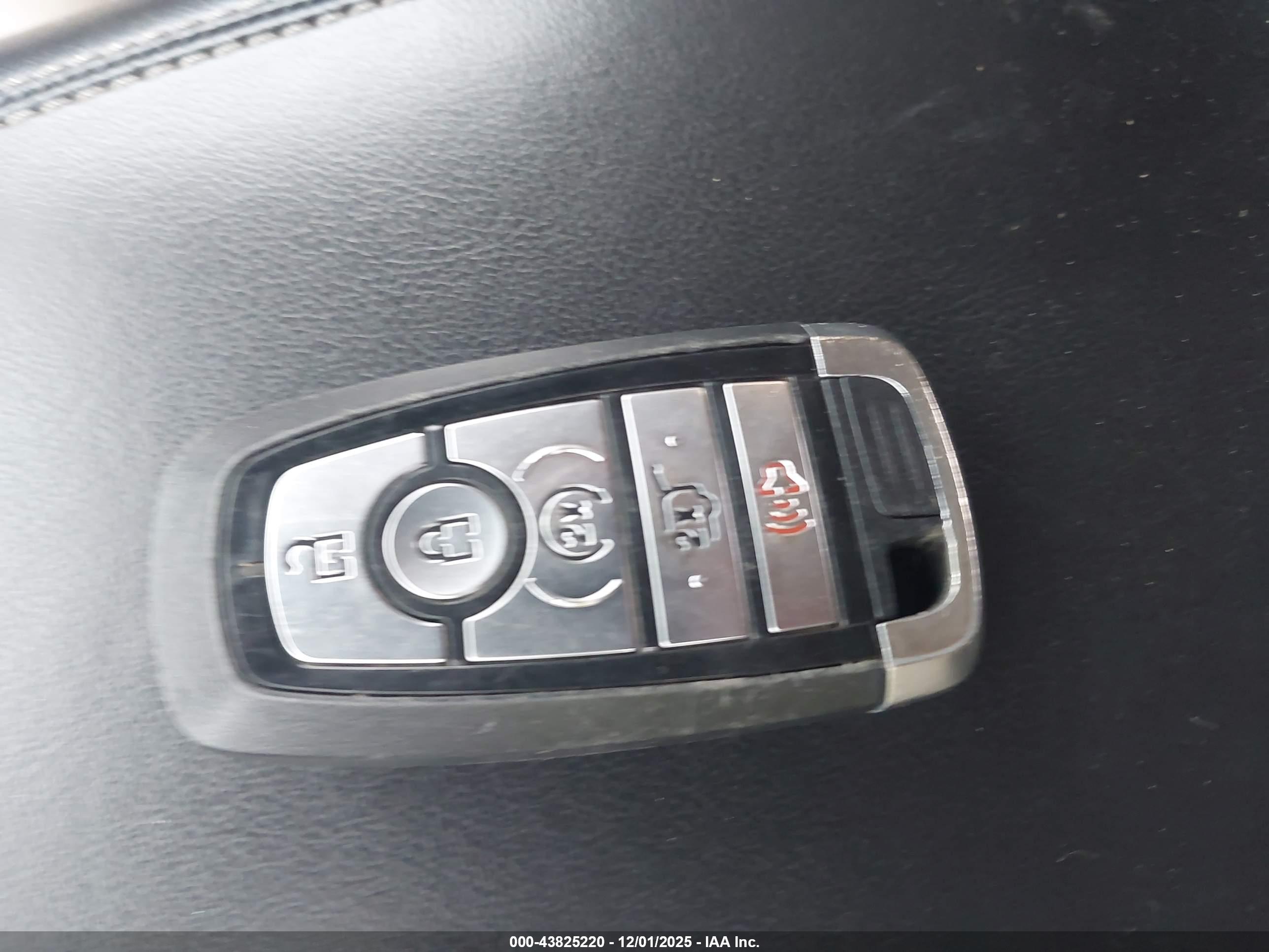 FORD EXPLORER image 11