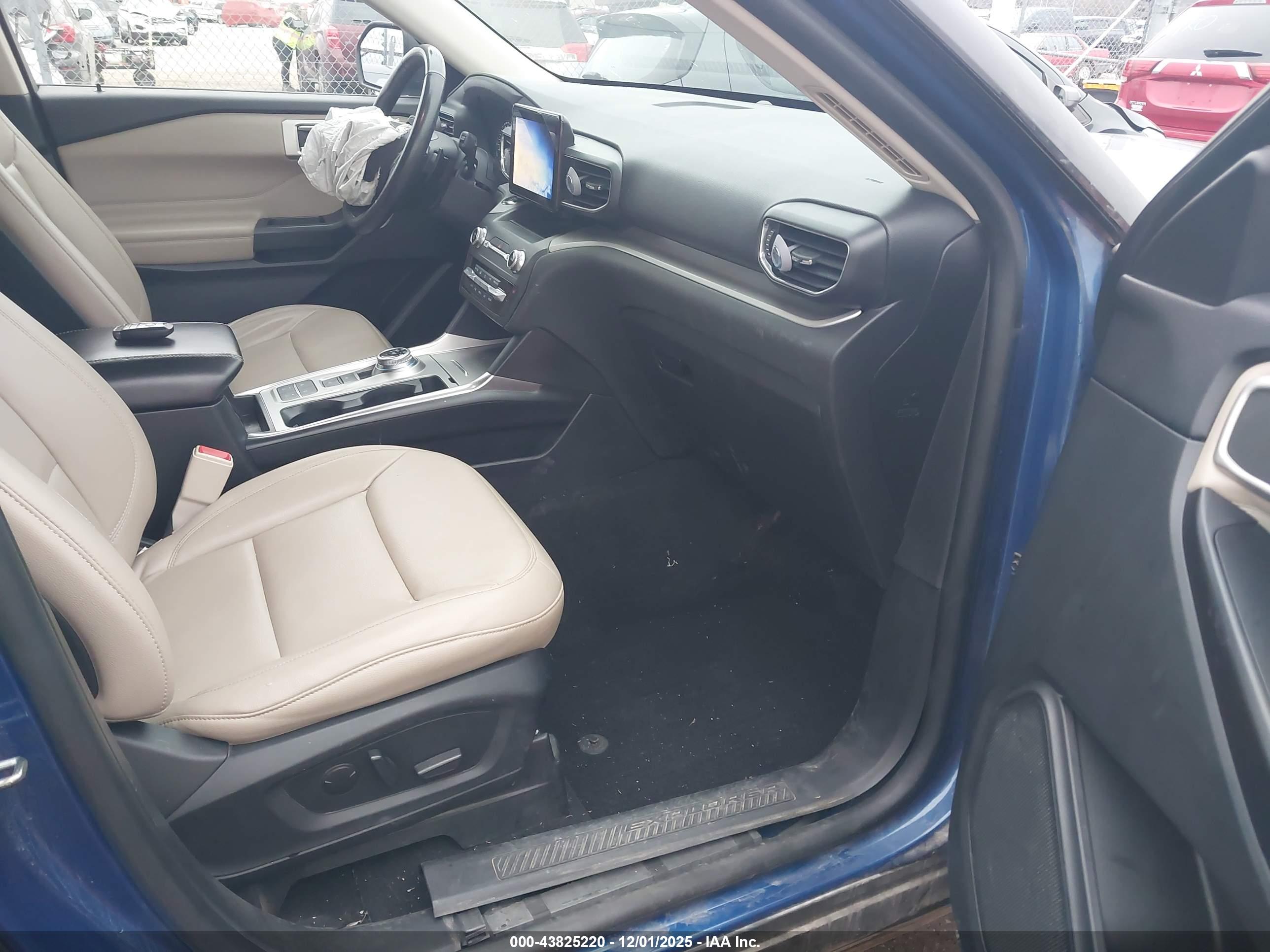 FORD EXPLORER image 5