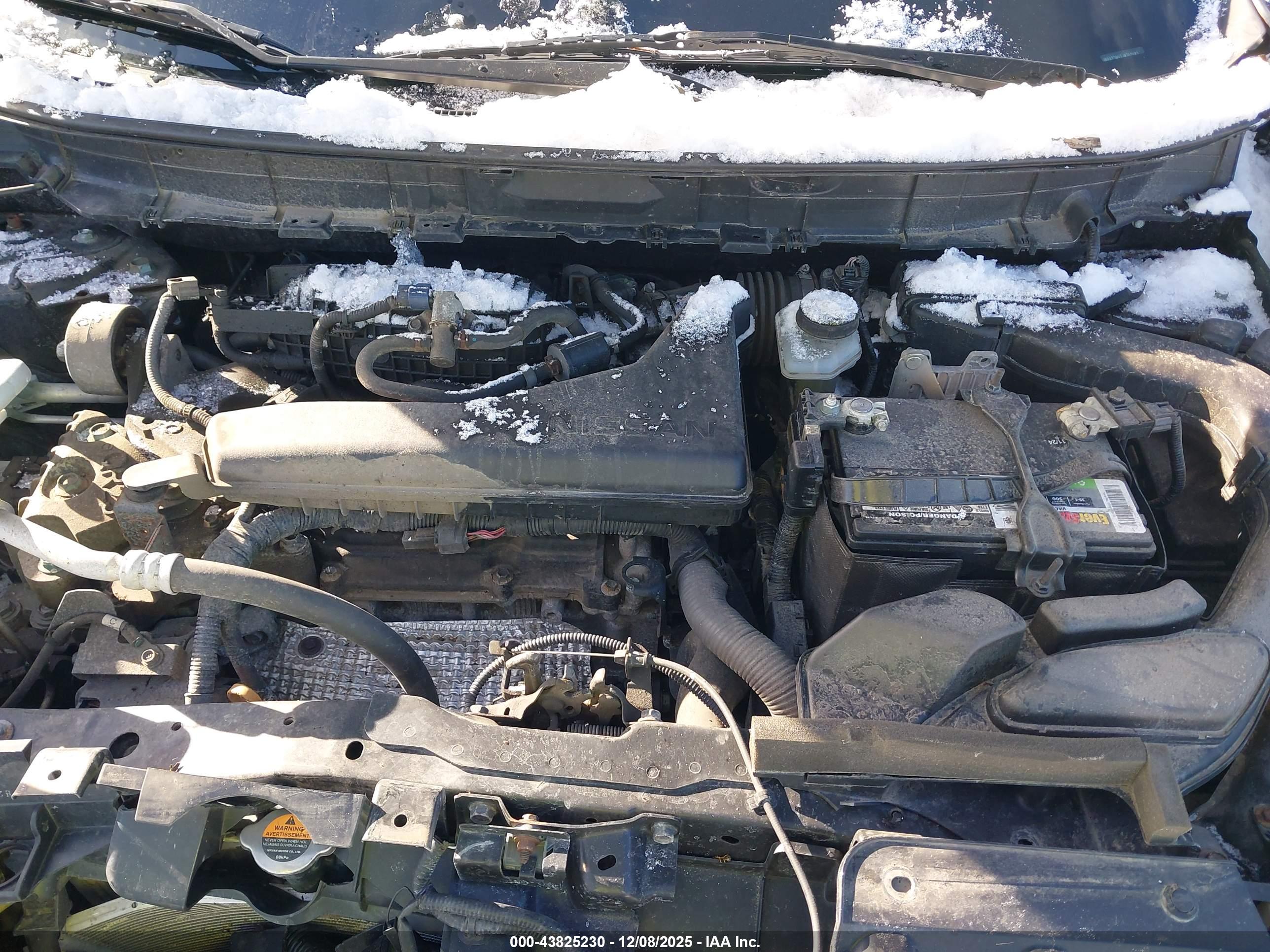 NISSAN ROGUE image 10