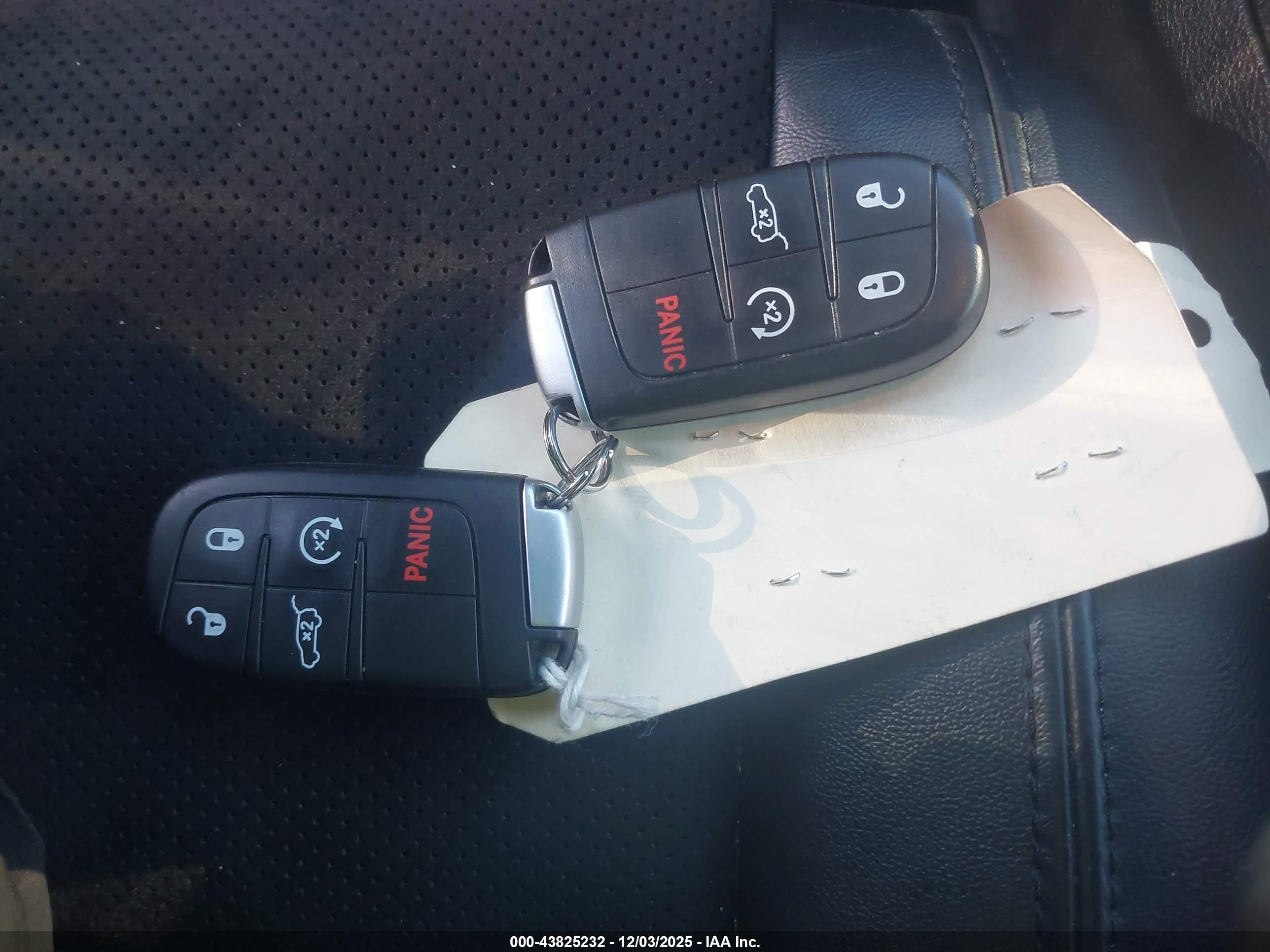 JEEP GRAND image 11