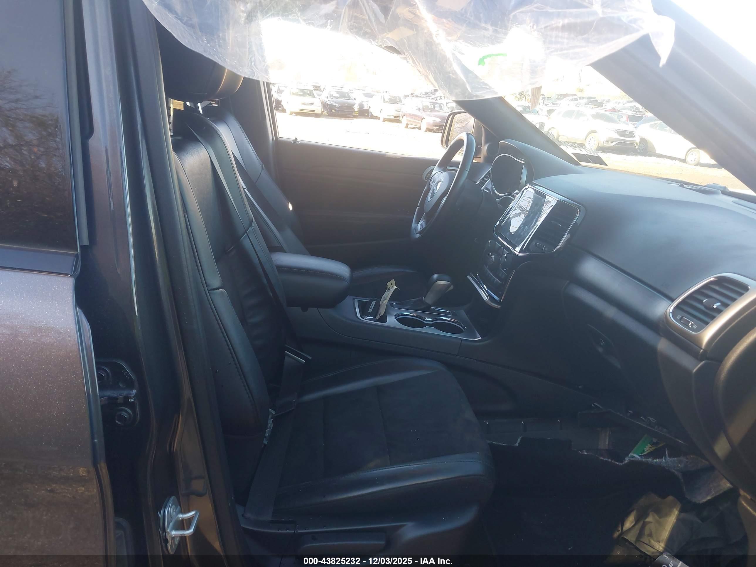 JEEP GRAND image 5