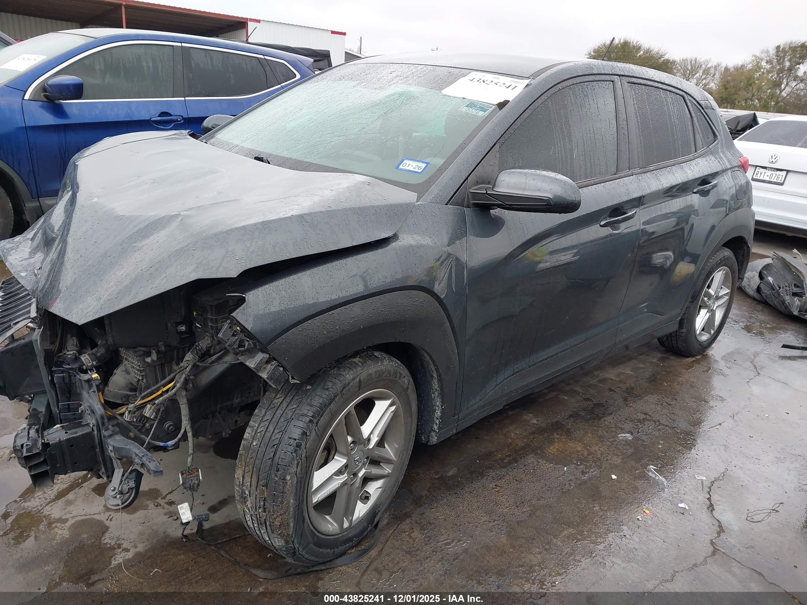 HYUNDAI KONA image 2