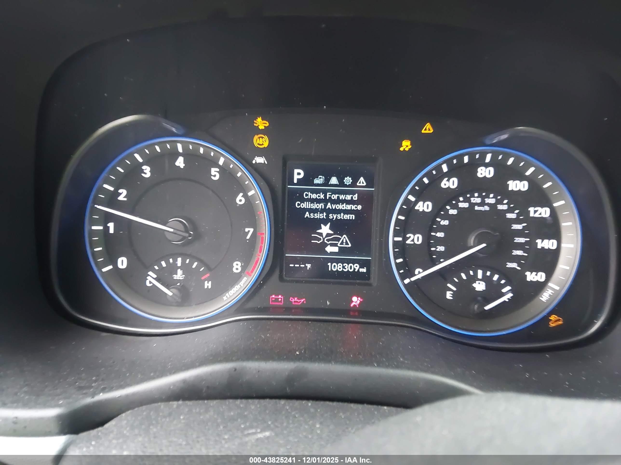 HYUNDAI KONA image 7