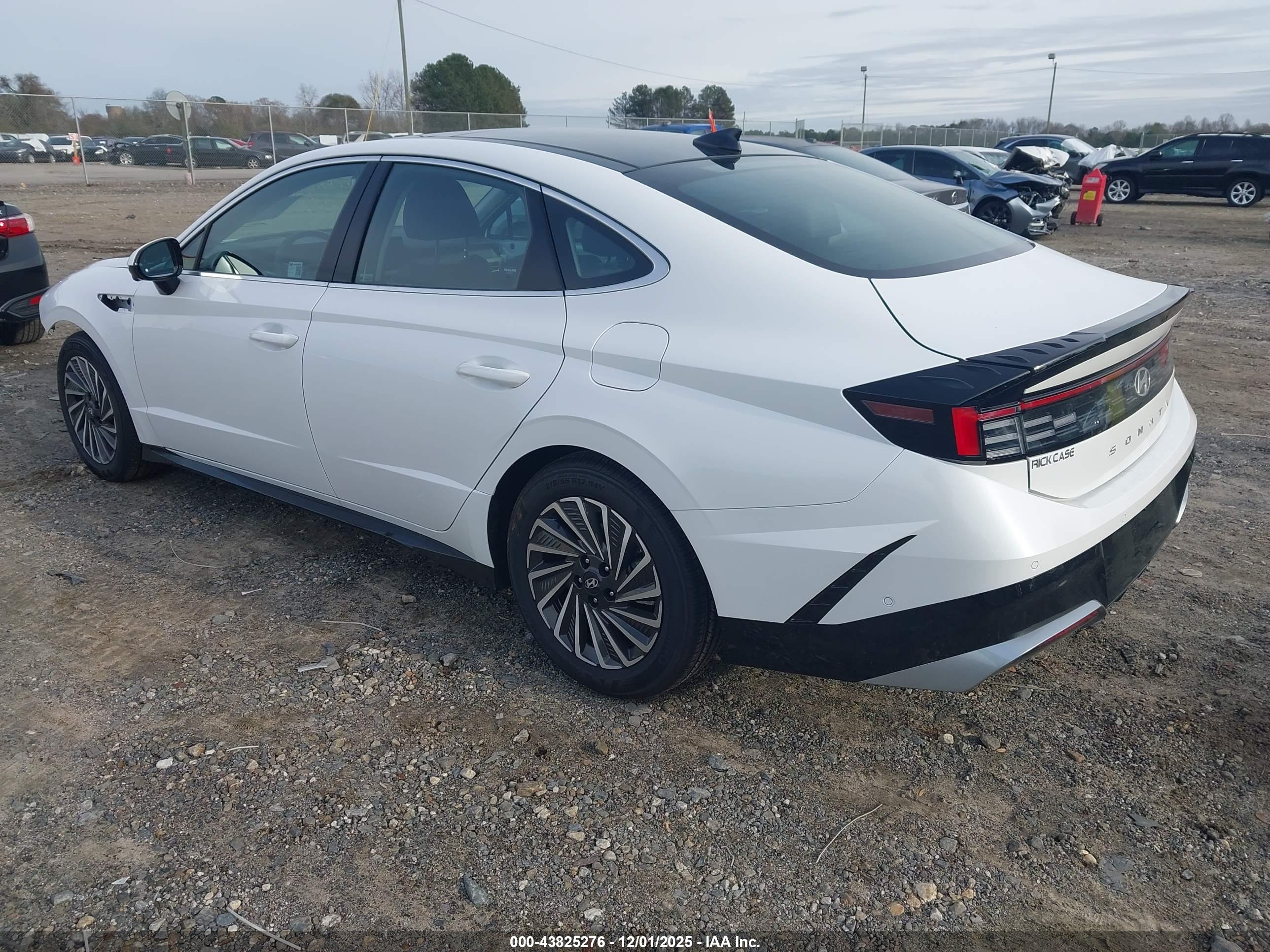 HYUNDAI SONATA image 3