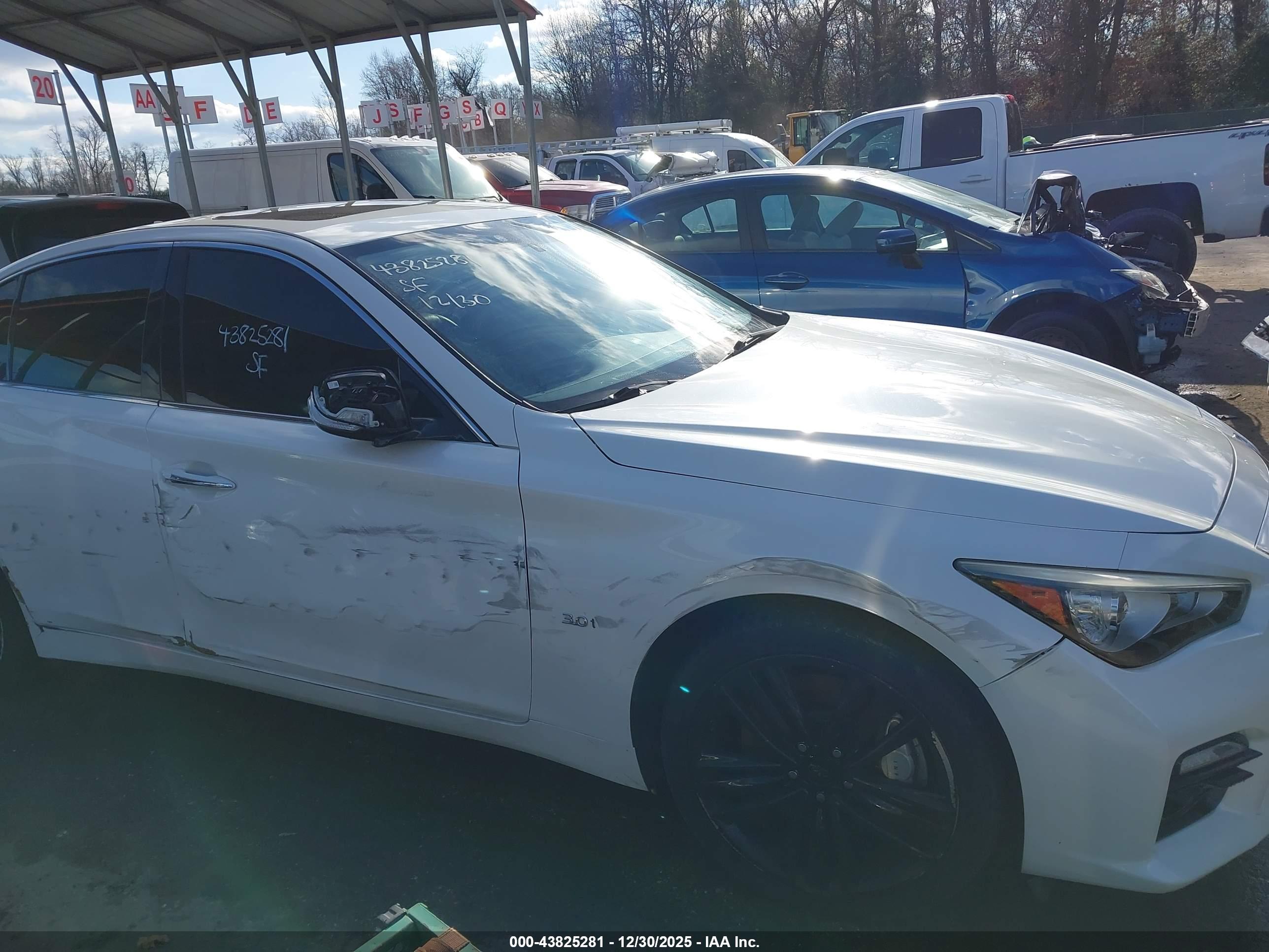 INFINITI Q50 image 6