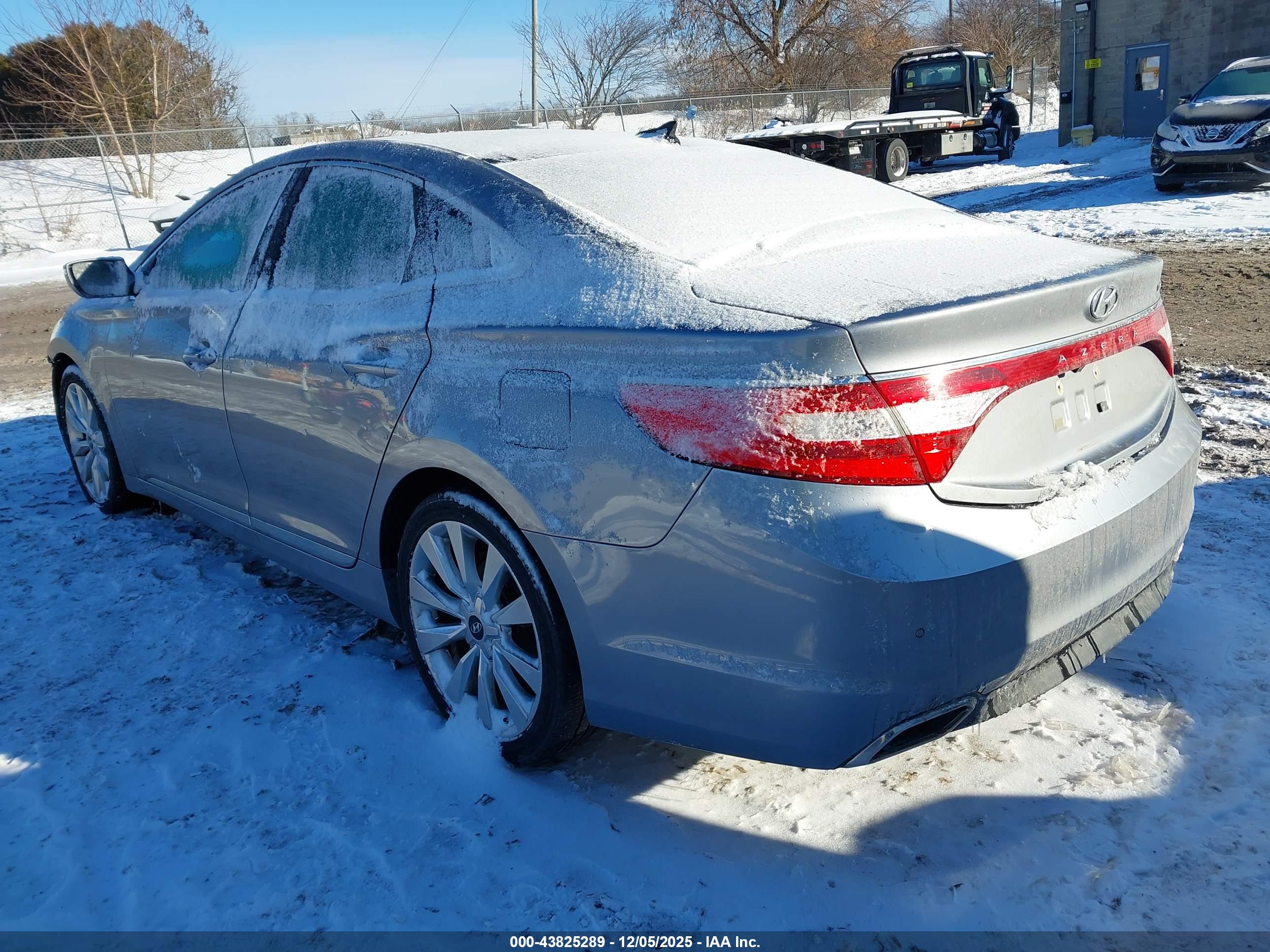 HYUNDAI AZERA image 3