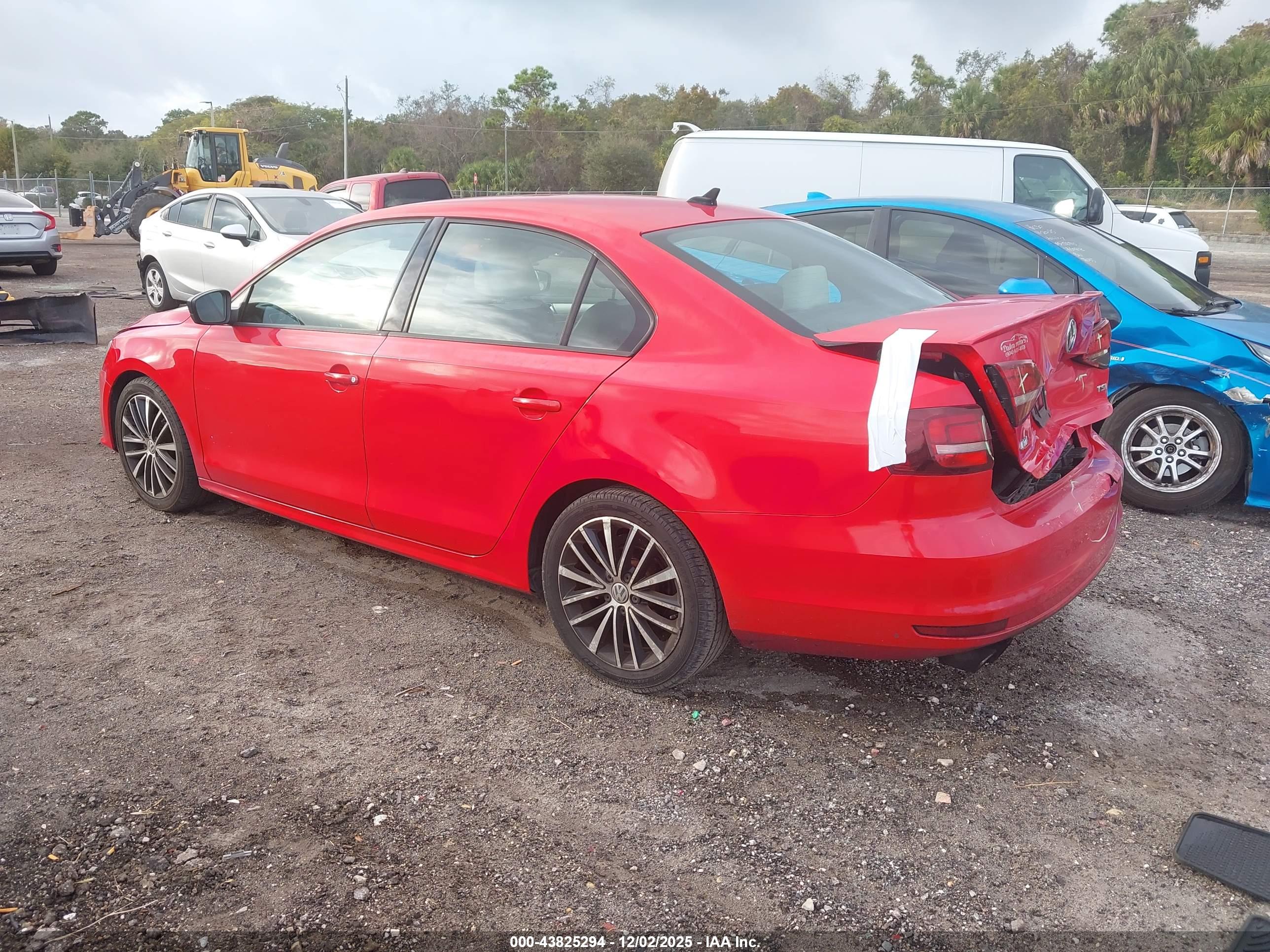 VOLKSWAGEN JETTA image 3