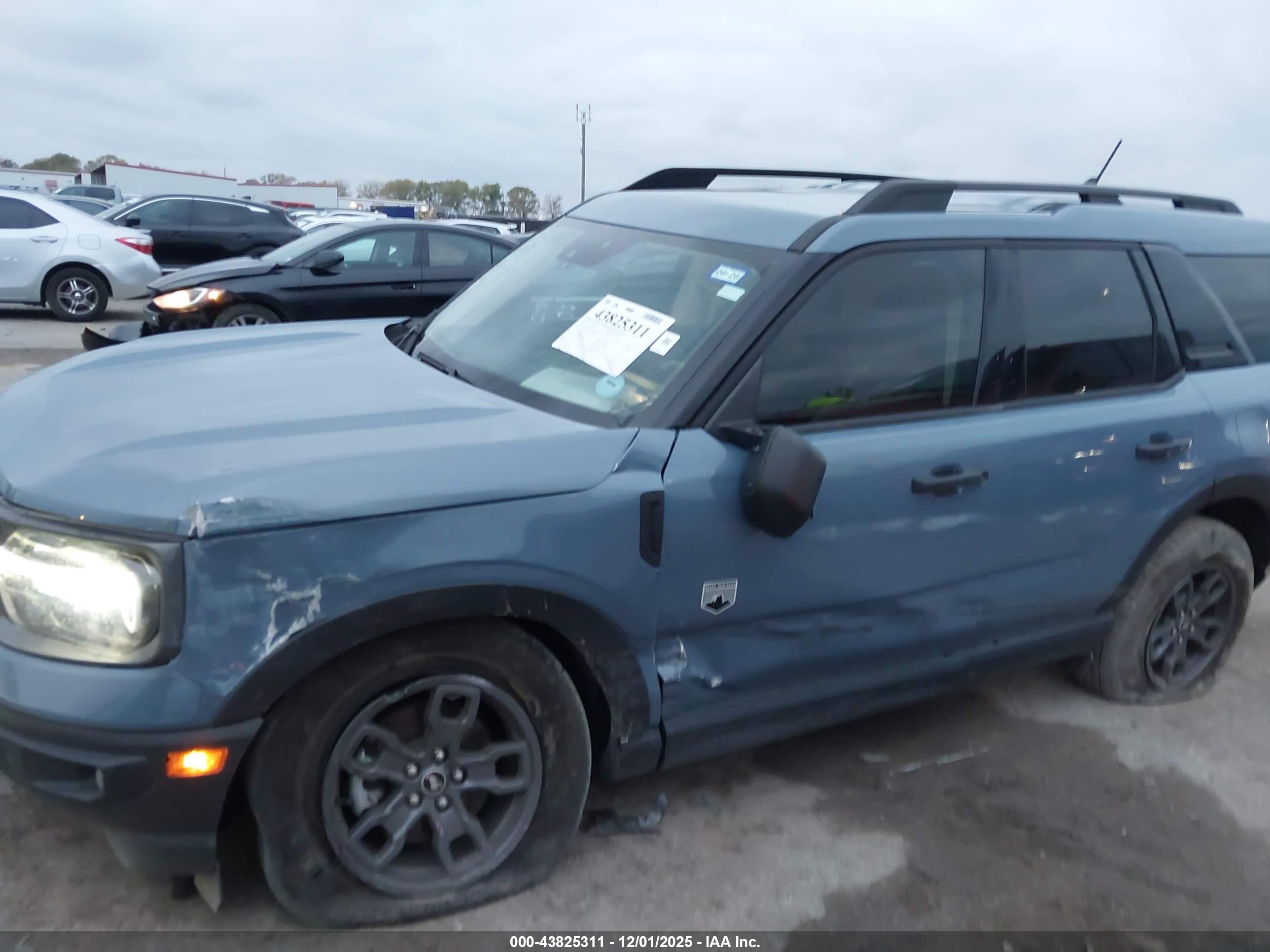 FORD BRONCO image 6