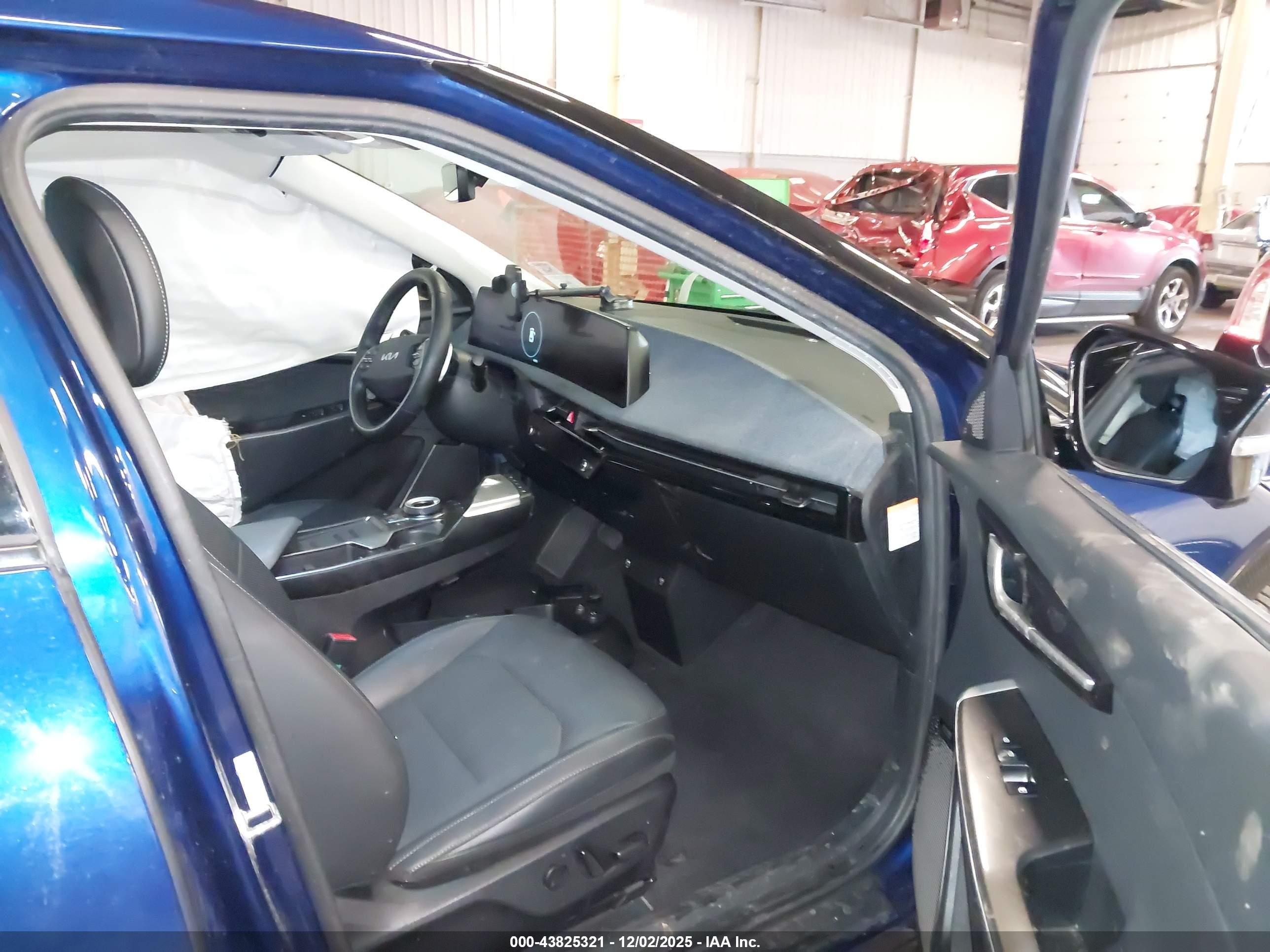 KIA EV6 image 5