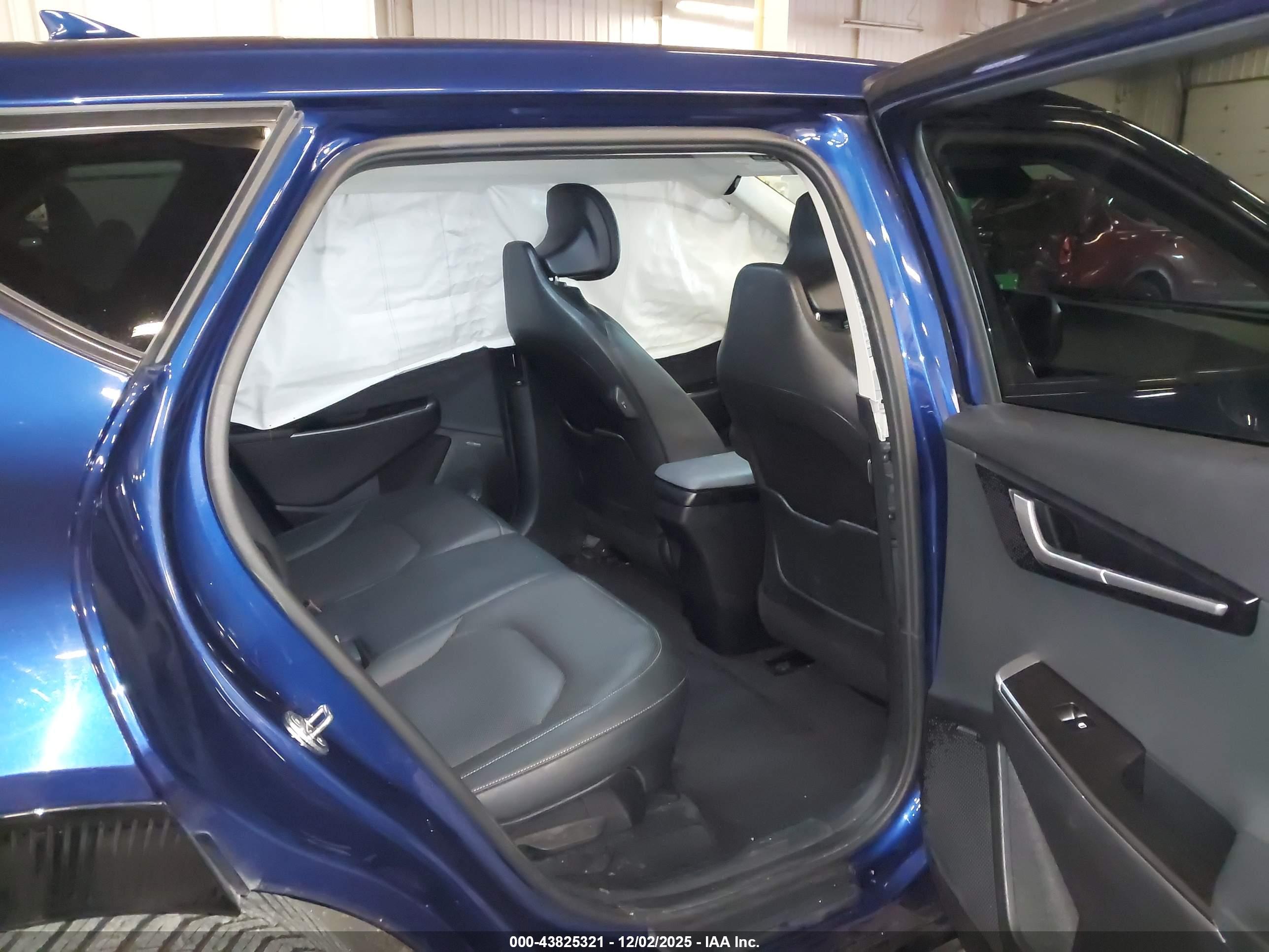 KIA EV6 image 8