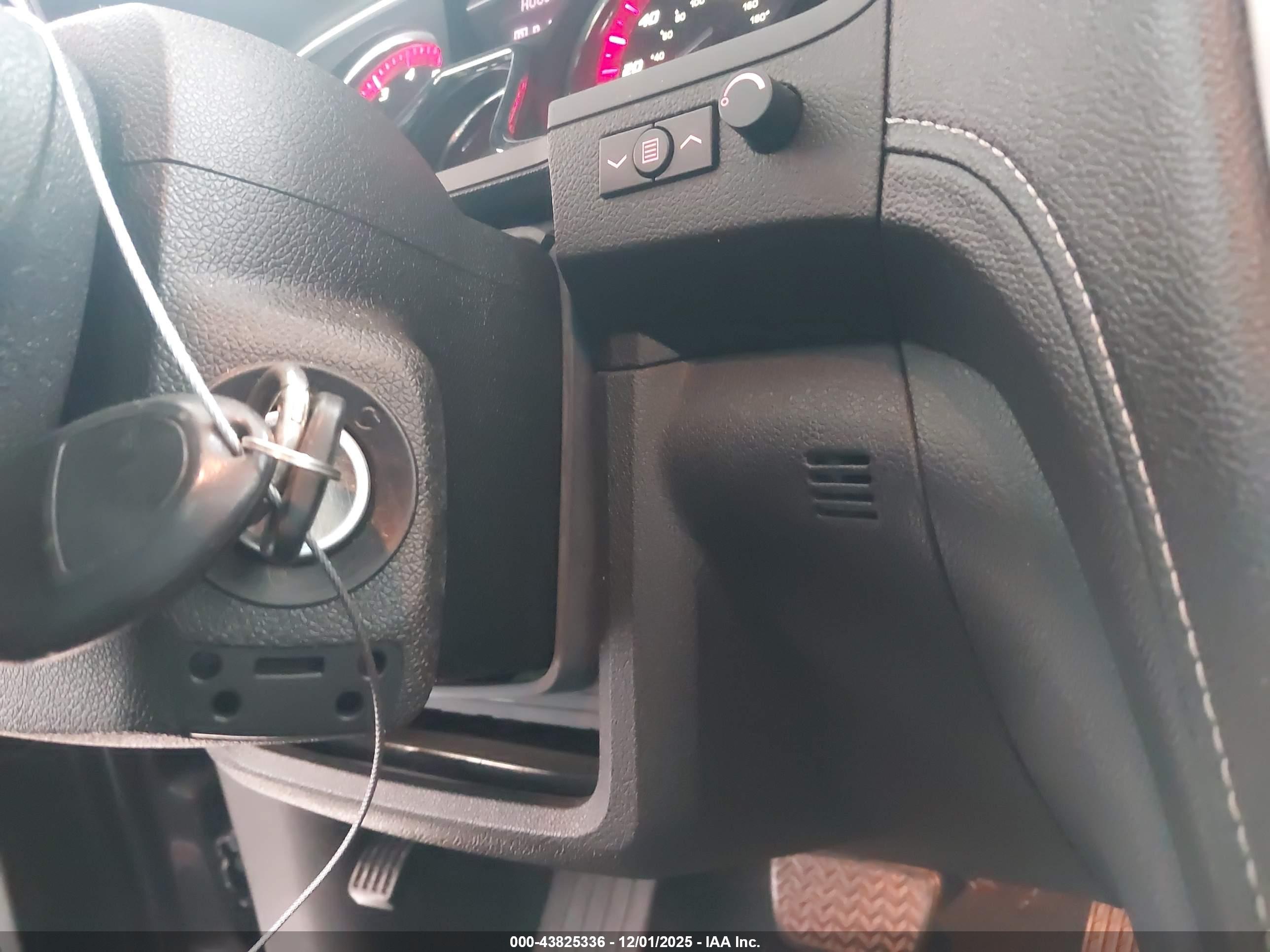 GMC ACADIA image 11
