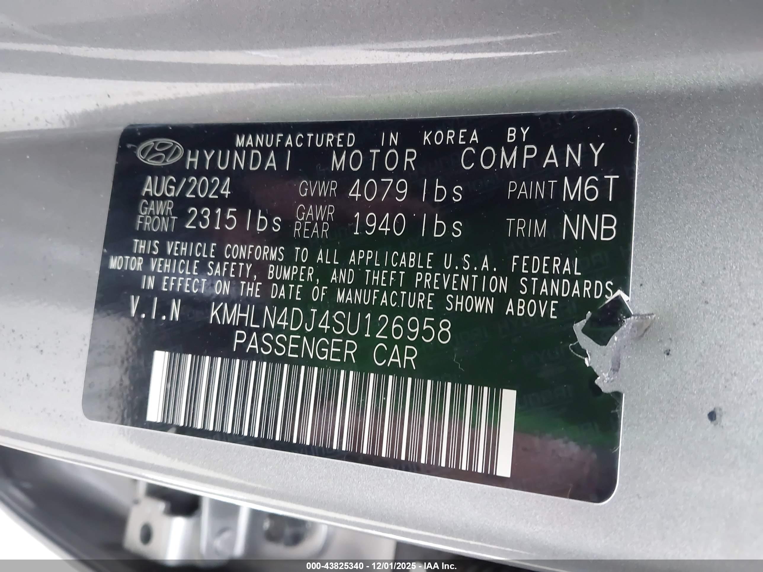 HYUNDAI ELANTRA image 9