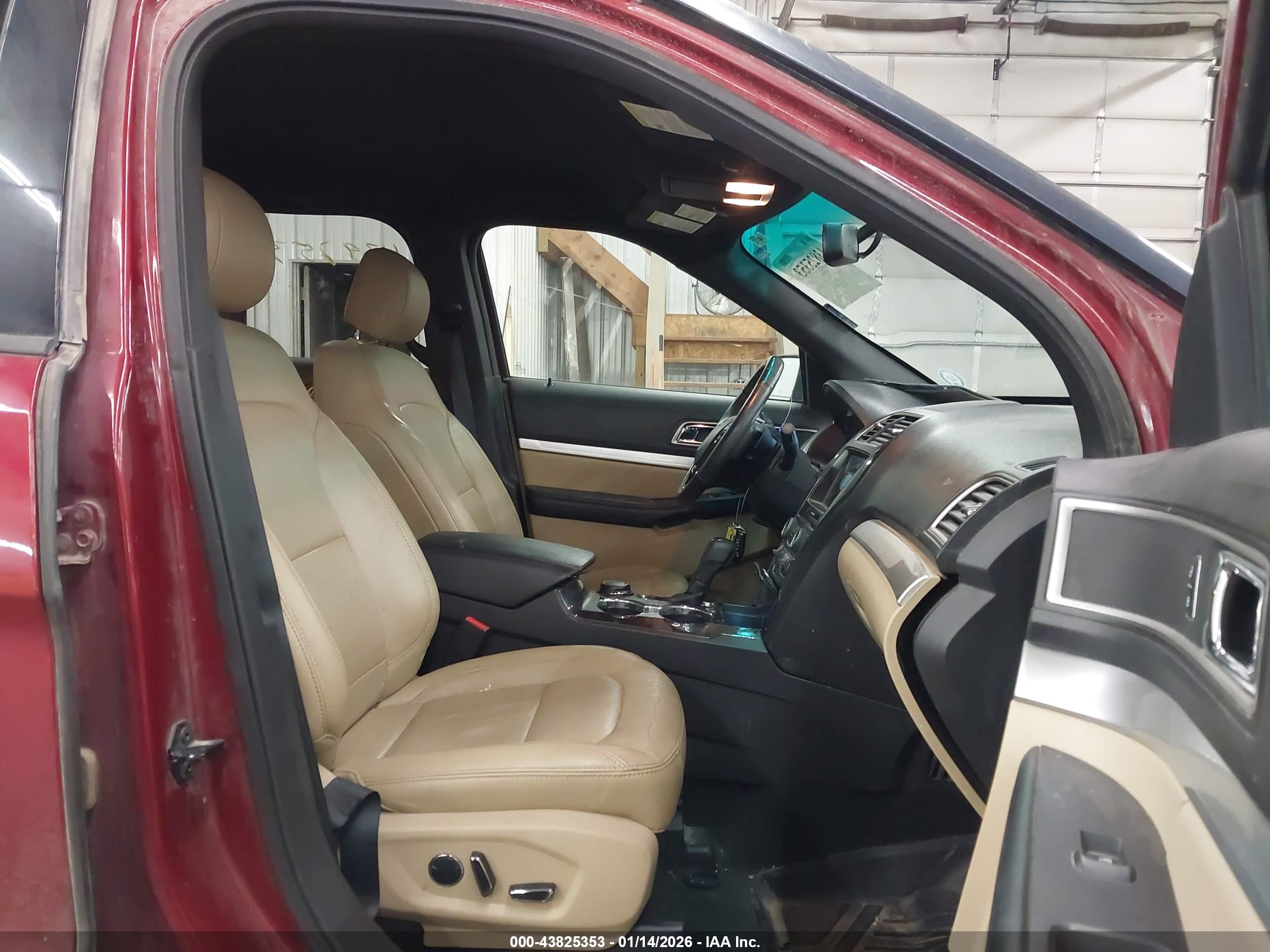 FORD EXPLORER image 5