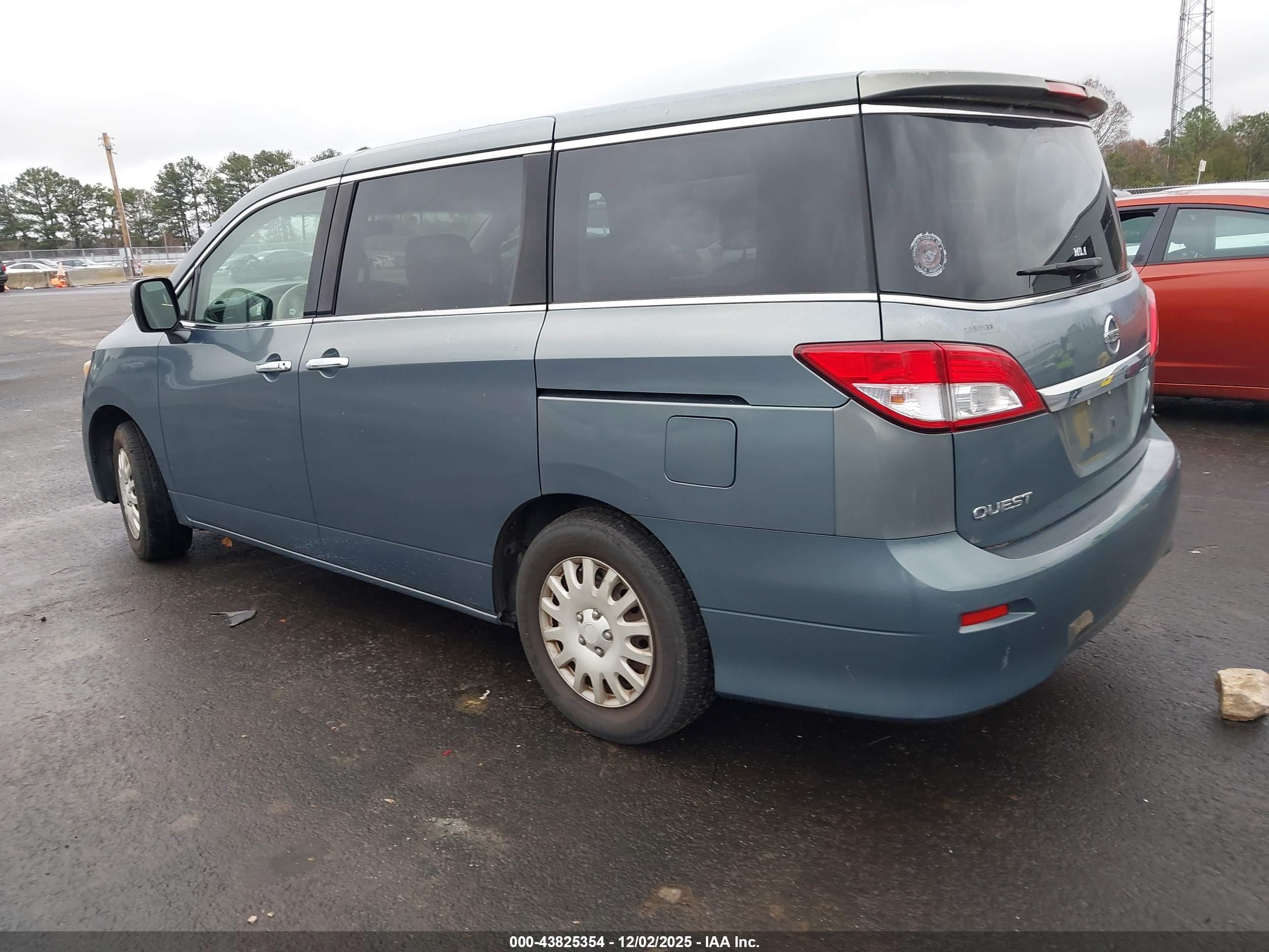 NISSAN QUEST image 3