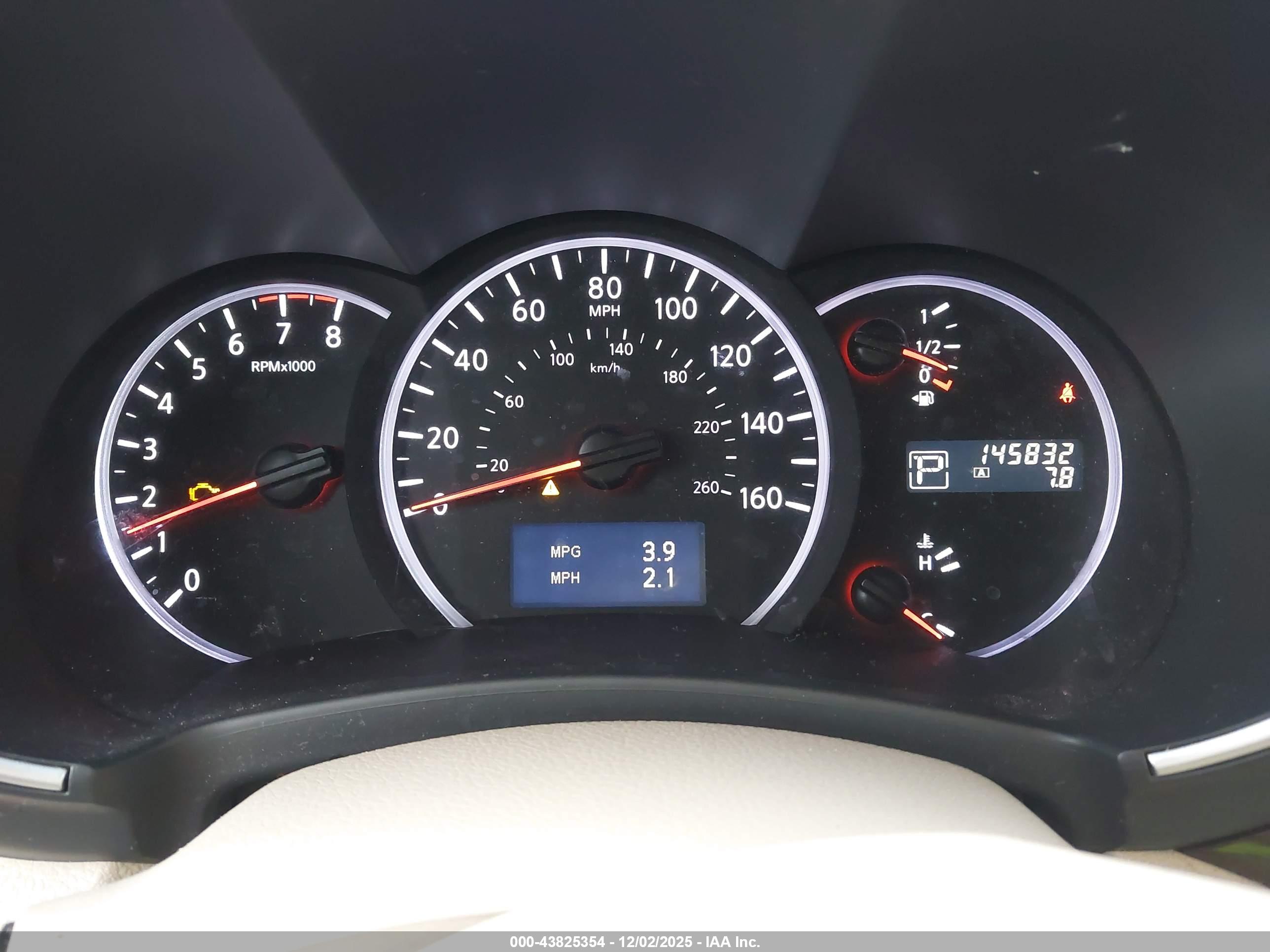 NISSAN QUEST image 7