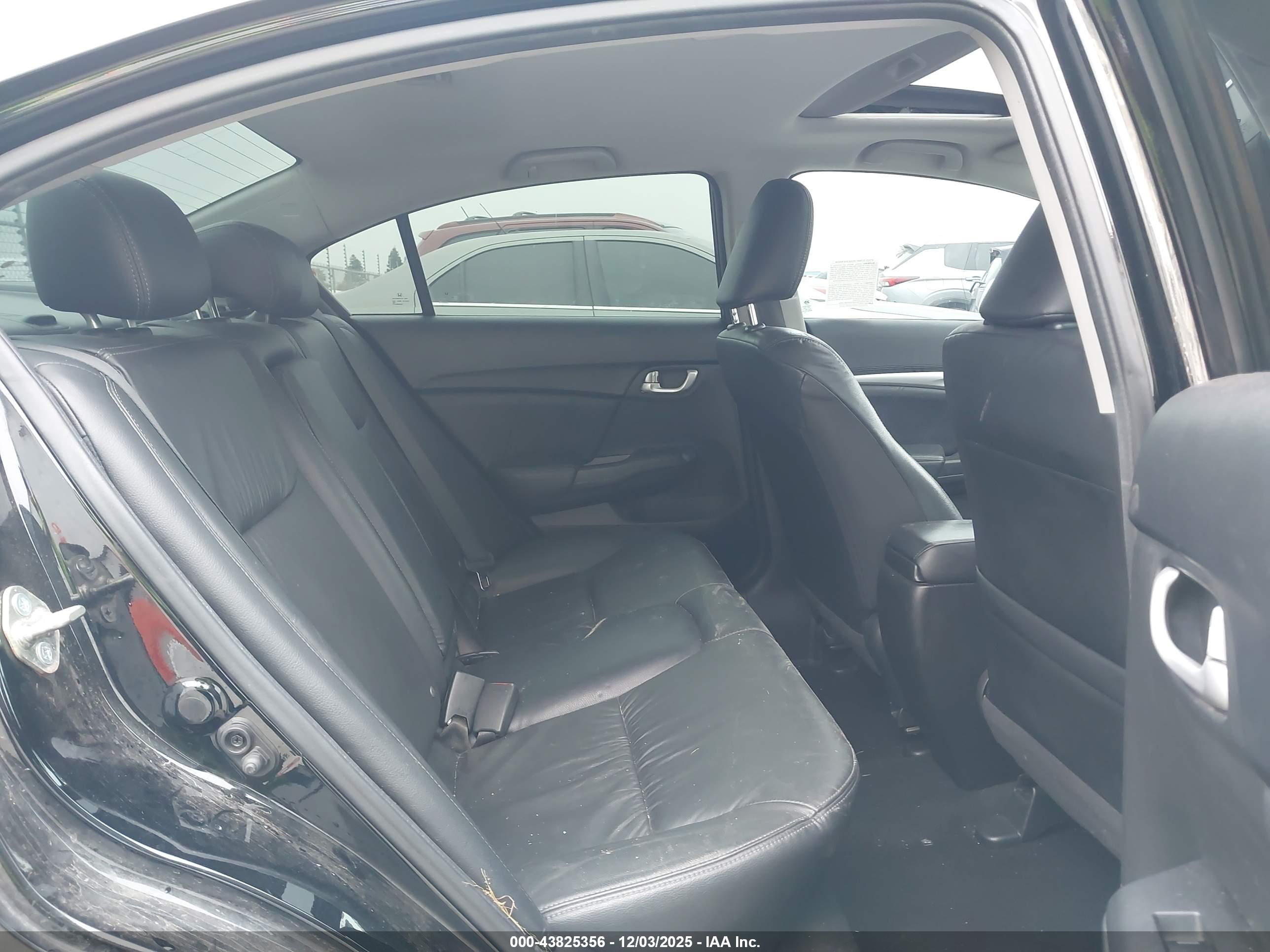 HONDA CIVIC image 8