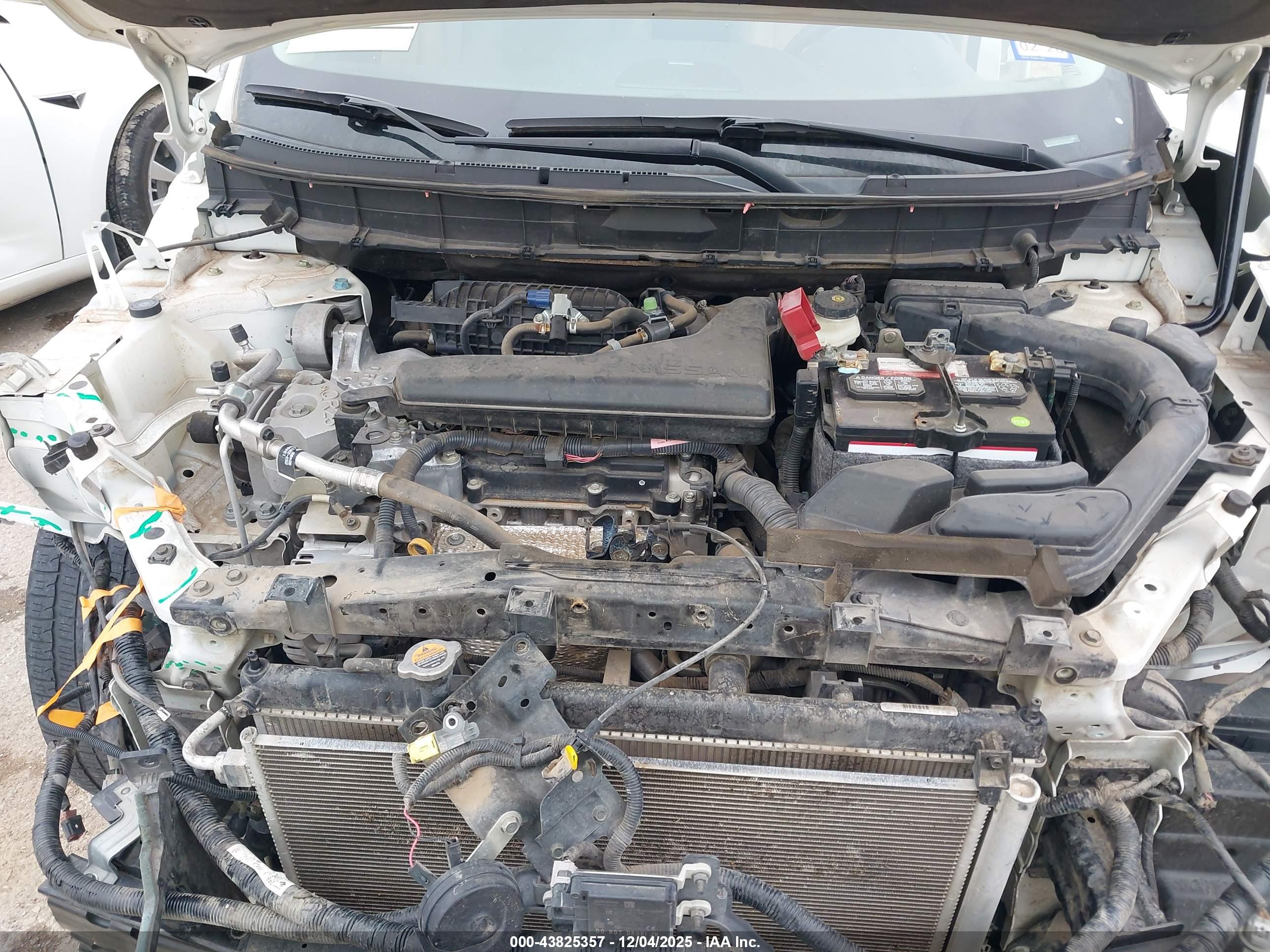 NISSAN ROGUE image 10