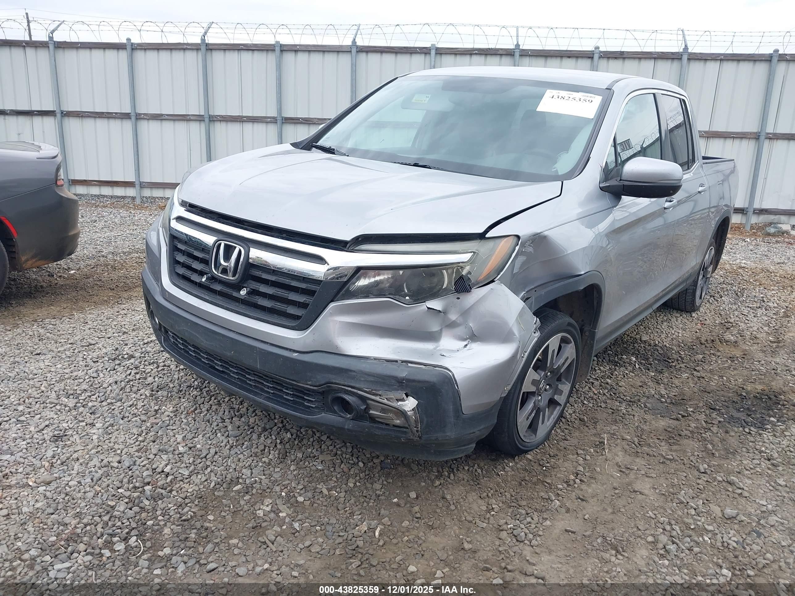 HONDA RIDGELINE image 6