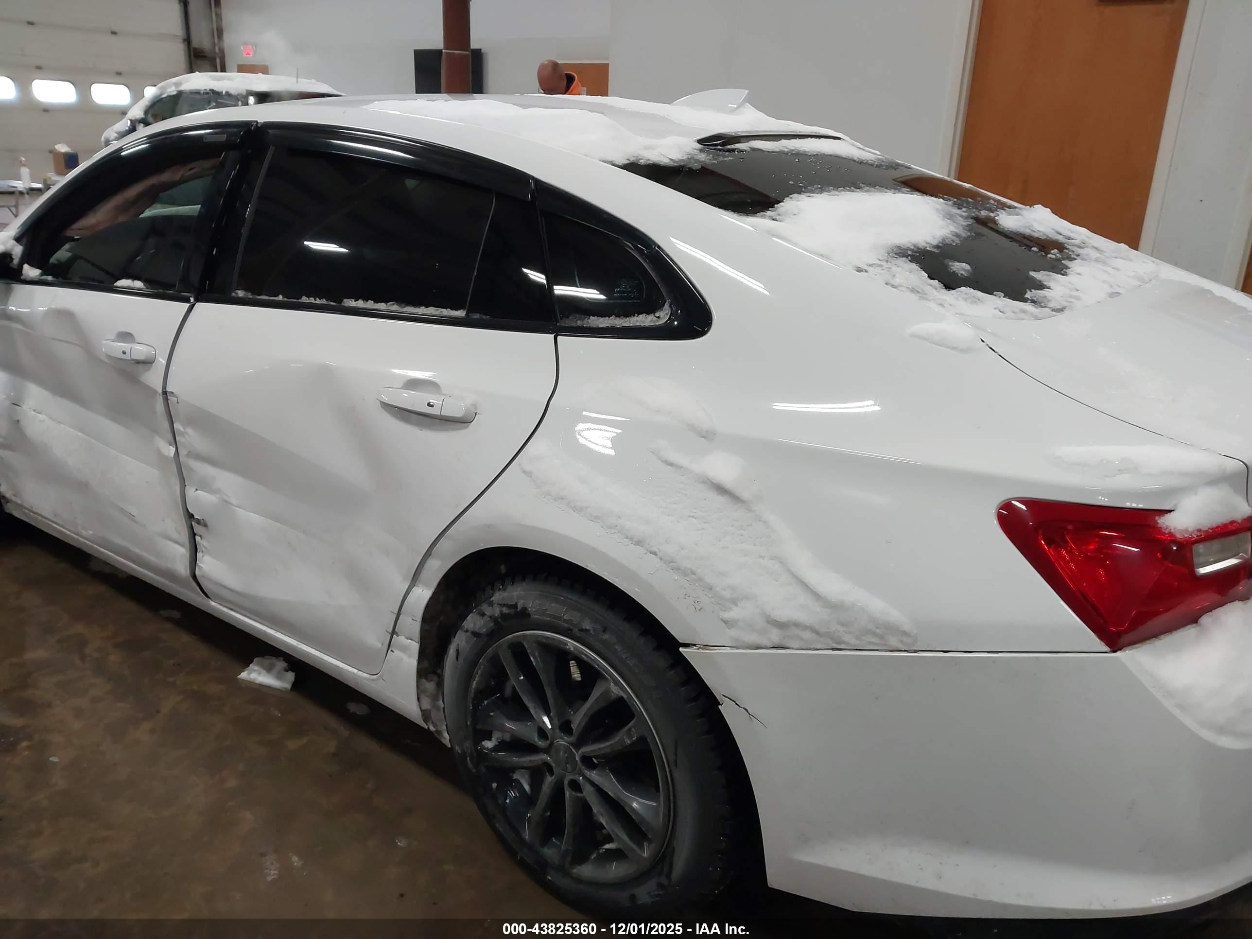 CHEVROLET MALIBU image 6