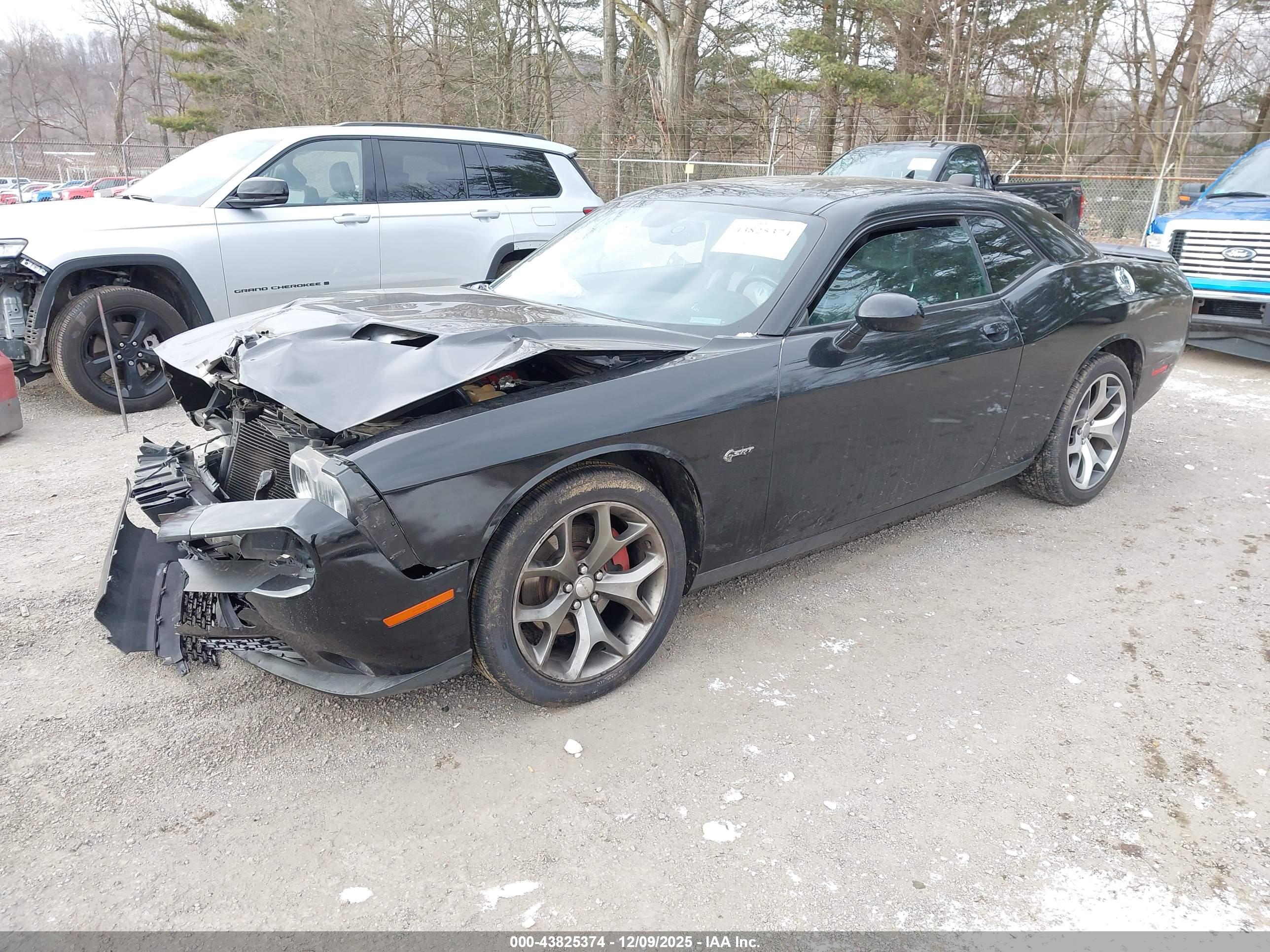 DODGE CHALLENGER image 2