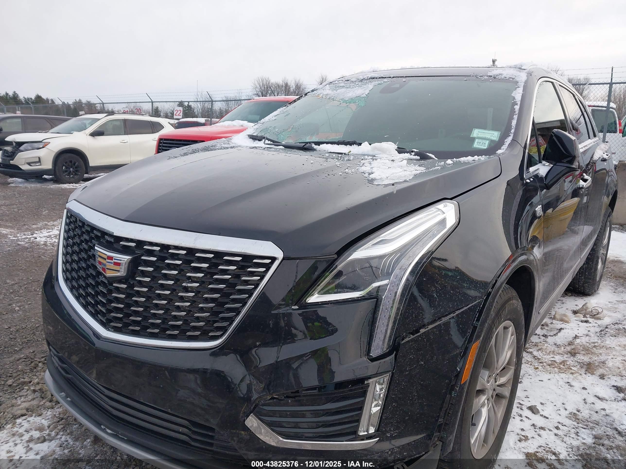 CADILLAC XT5 image 2