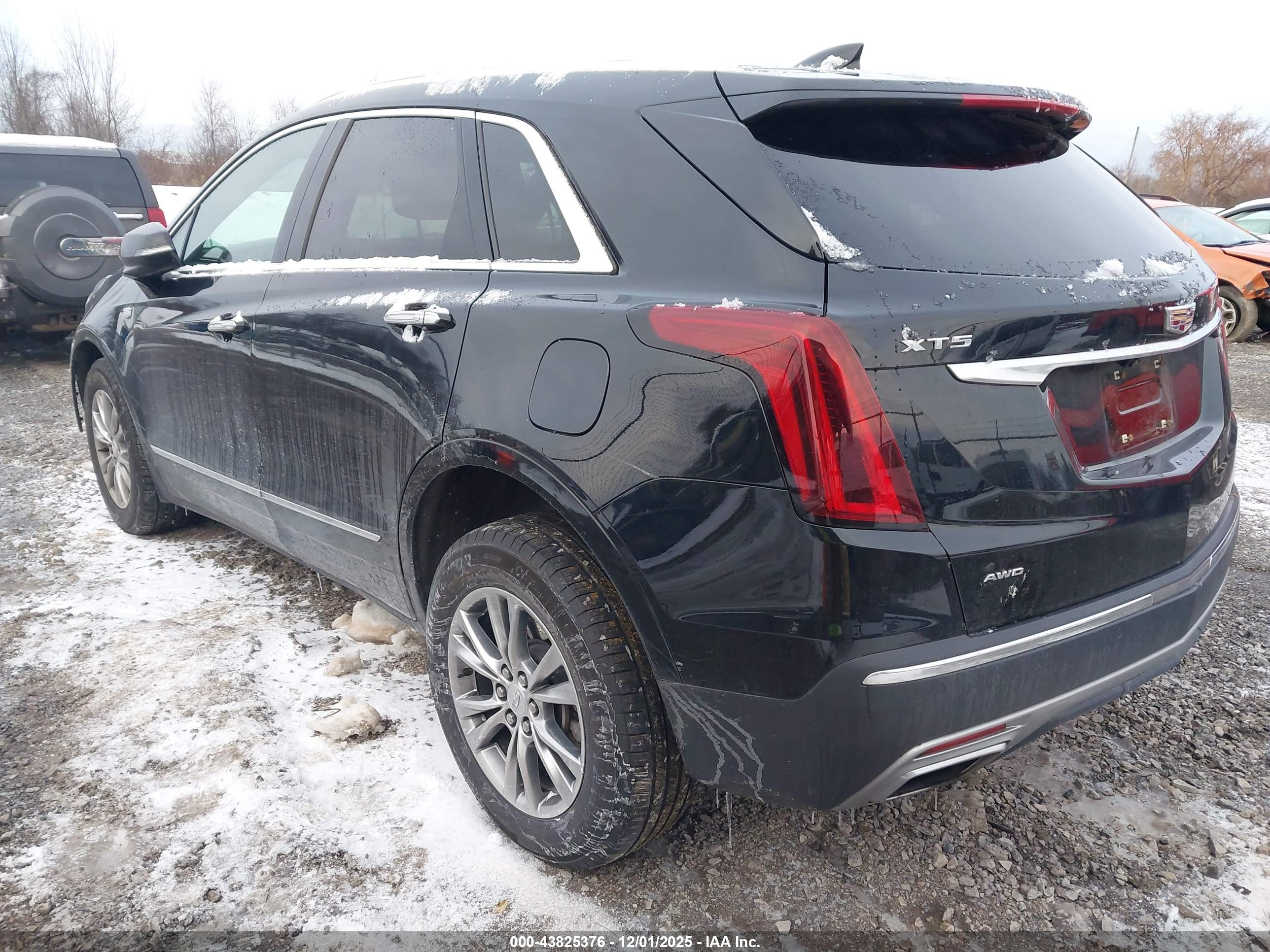 CADILLAC XT5 image 3