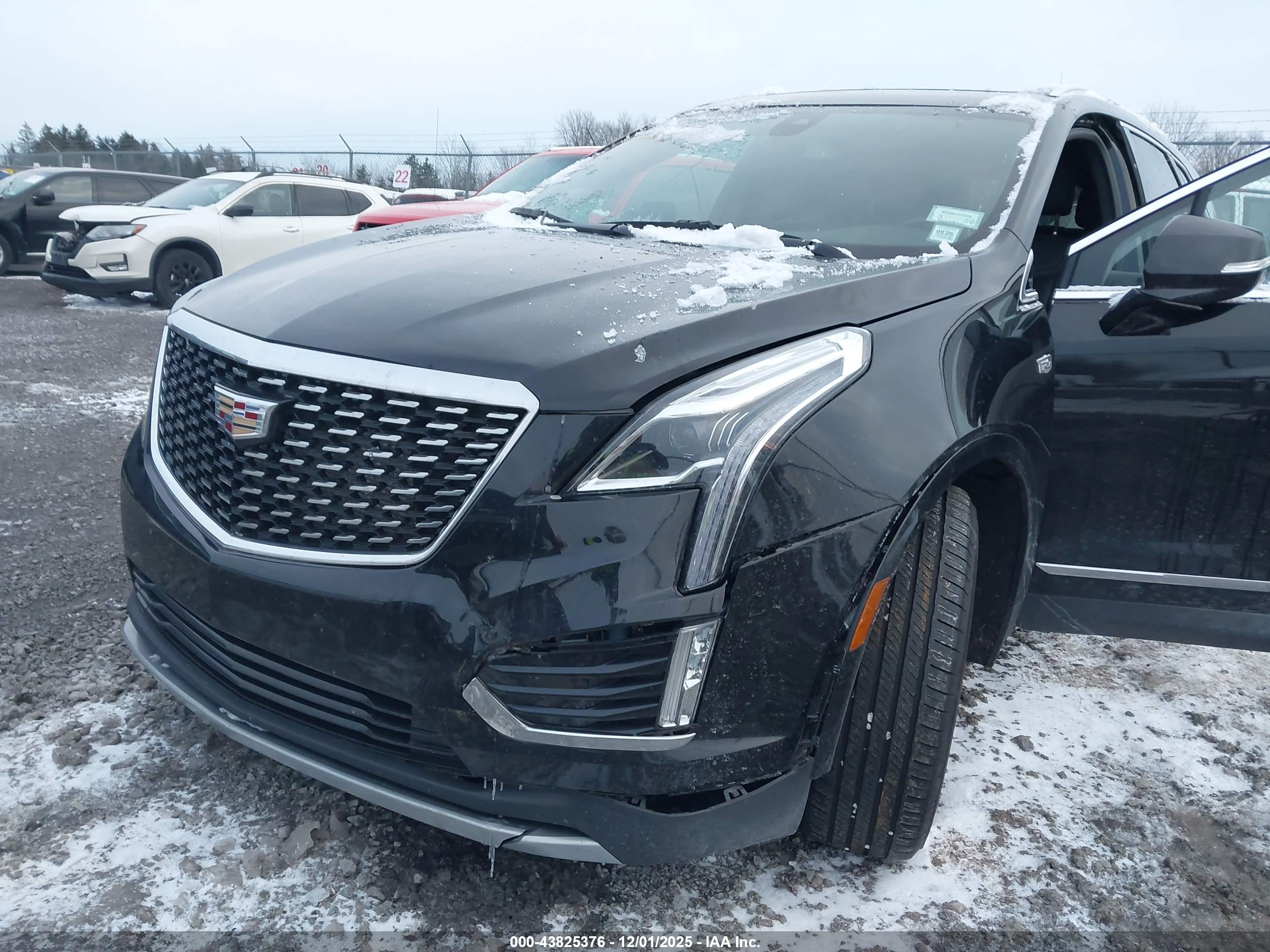CADILLAC XT5 image 6