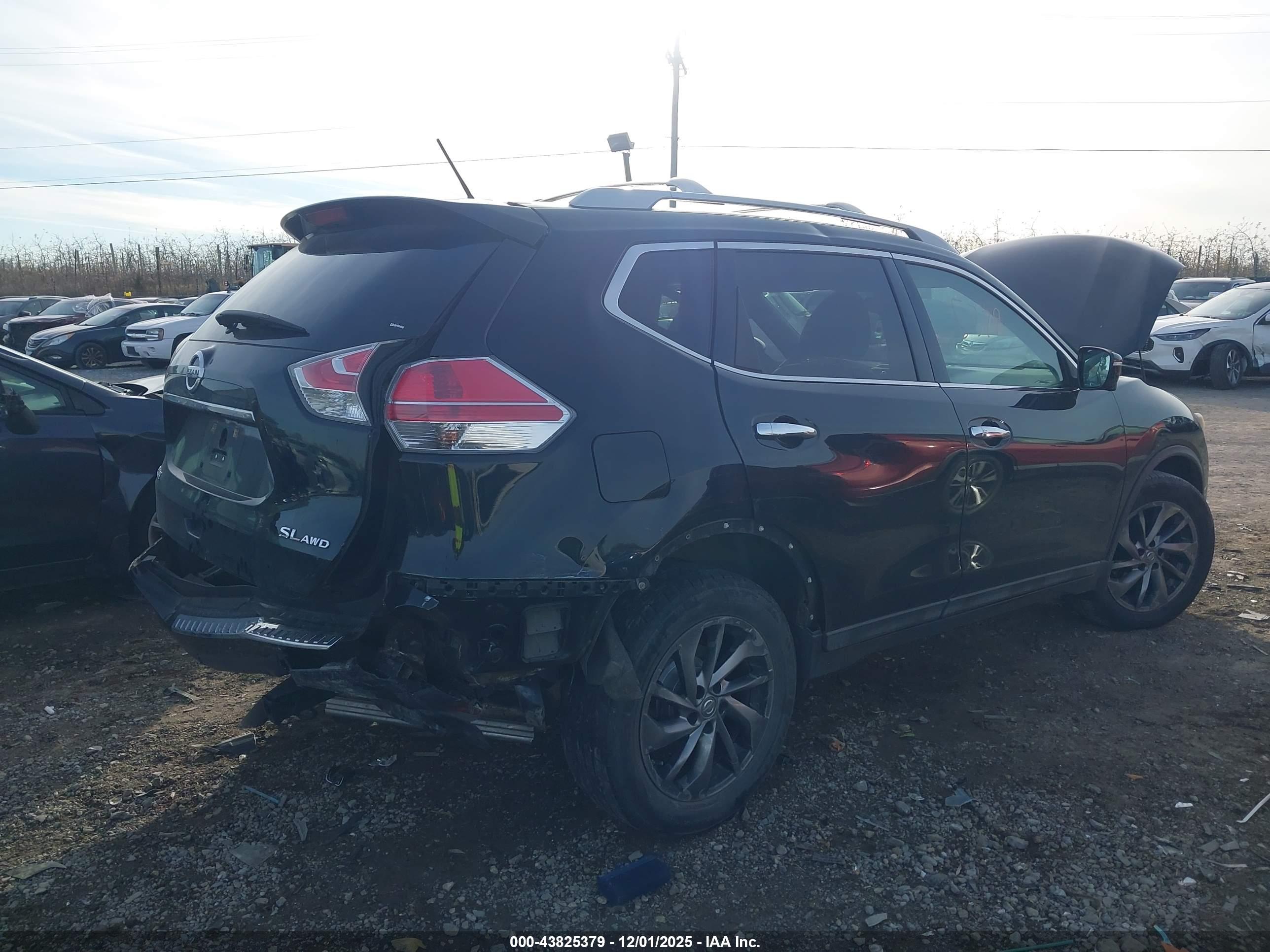 NISSAN ROGUE image 6