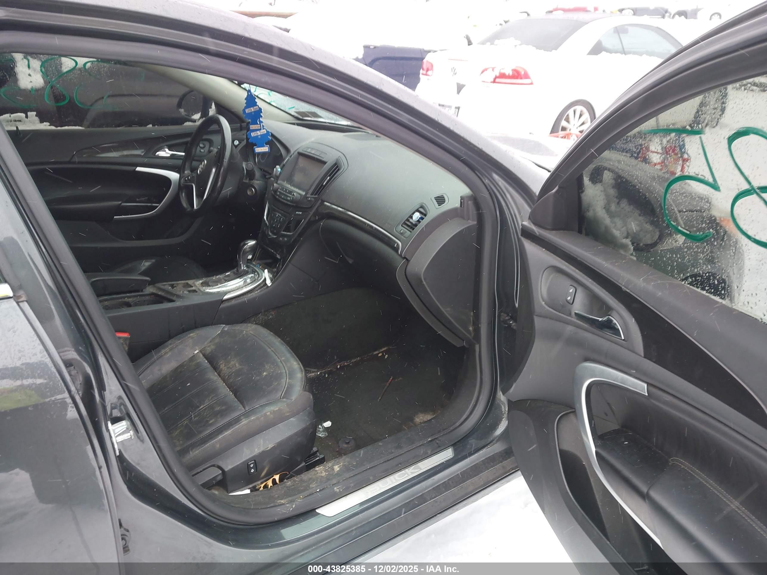 BUICK REGAL image 5