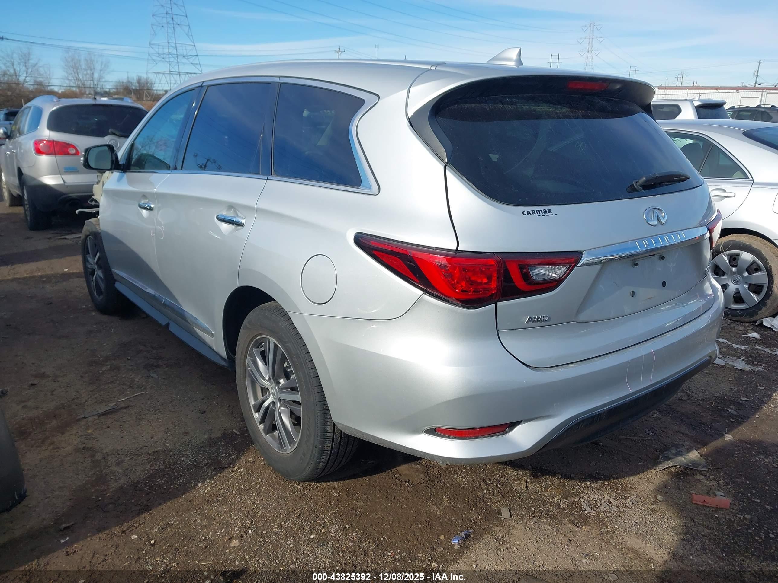 INFINITI QX60 image 3