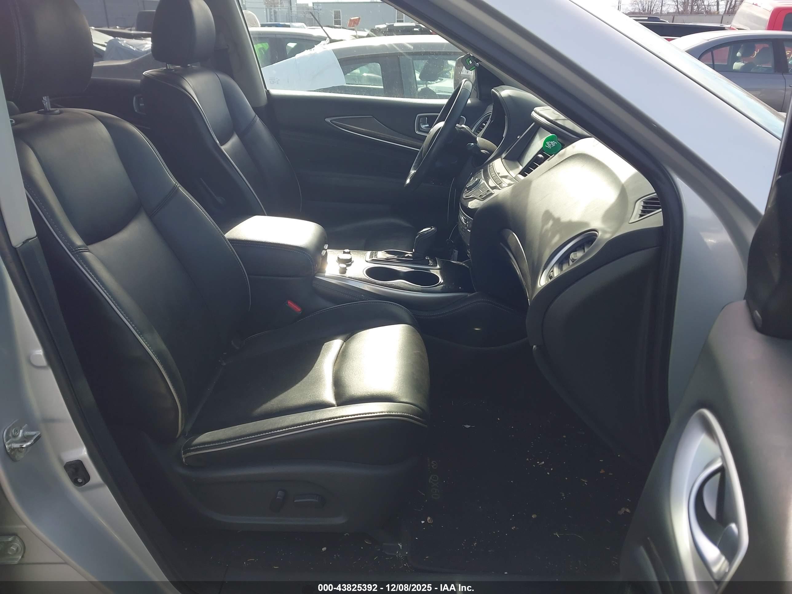 INFINITI QX60 image 5