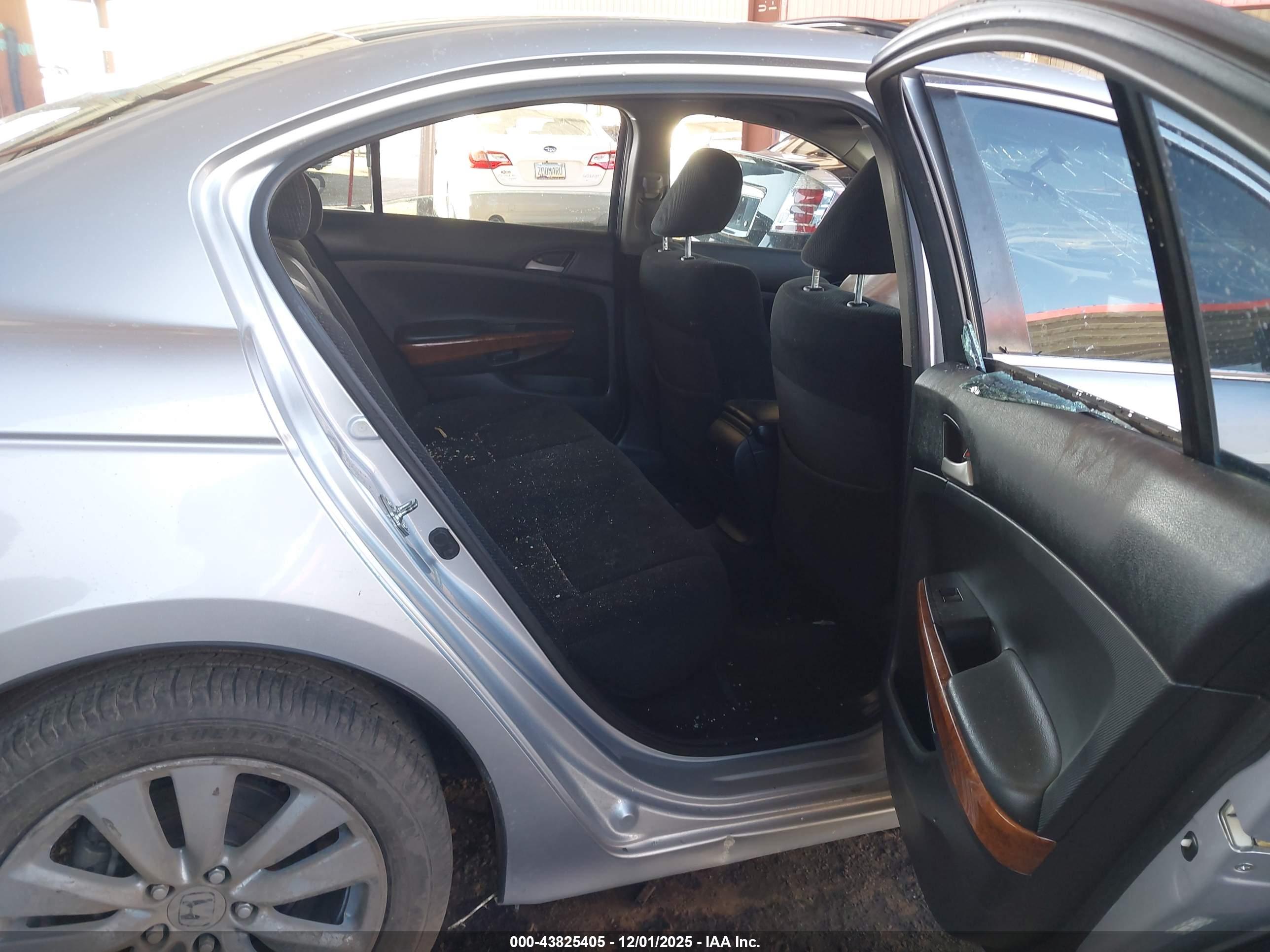 HONDA ACCORD image 8