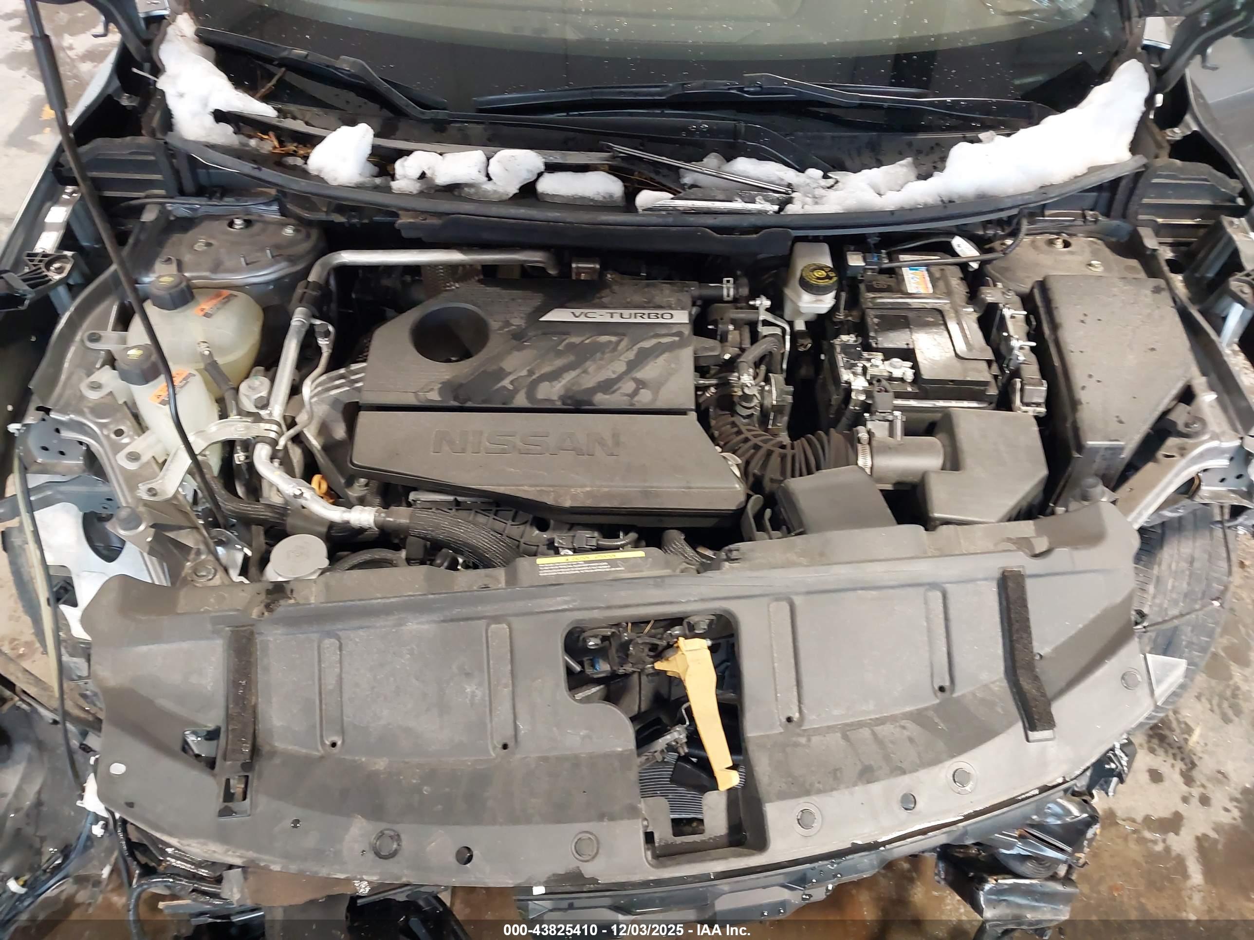 NISSAN ROGUE image 10