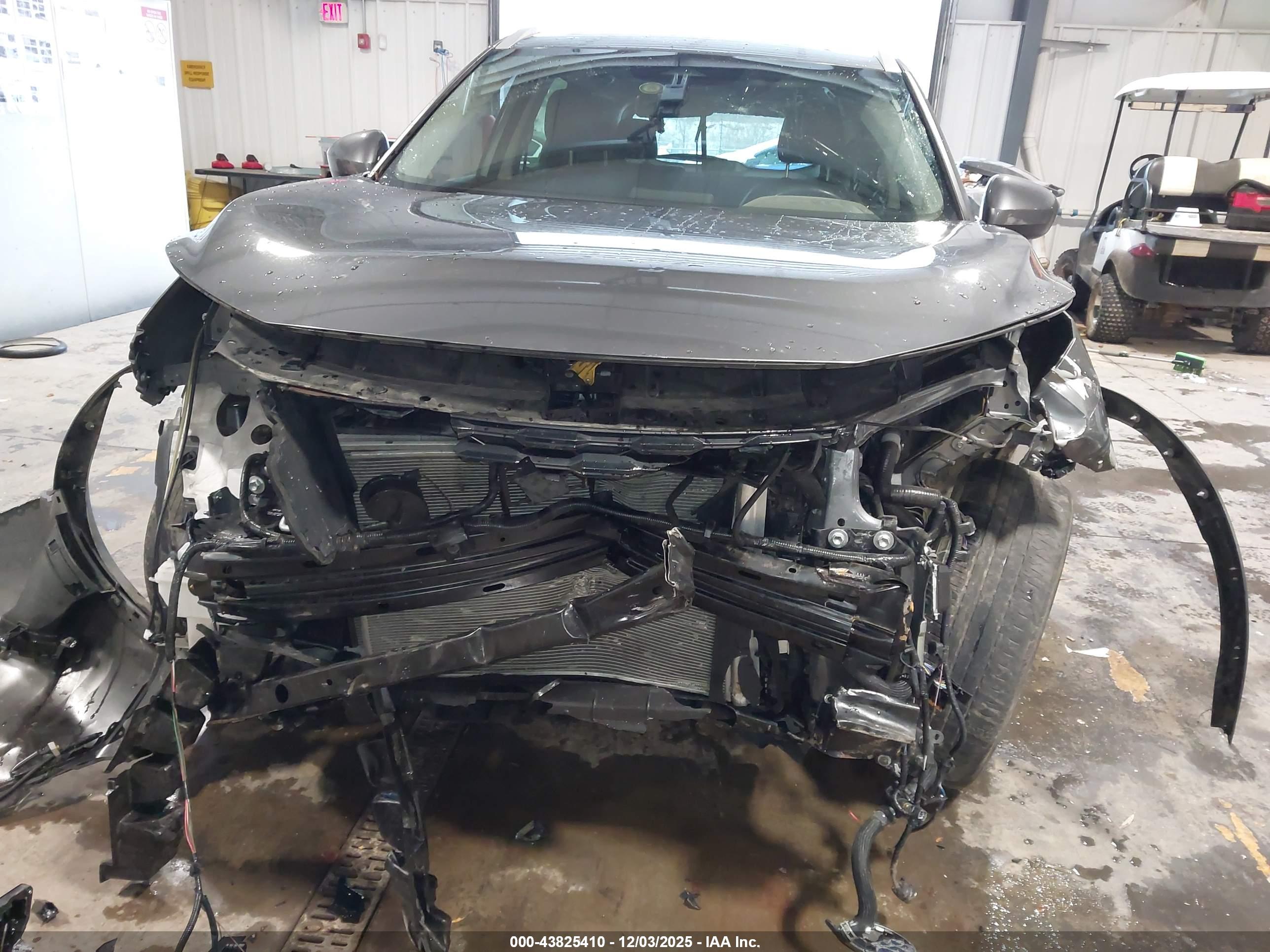 NISSAN ROGUE image 6