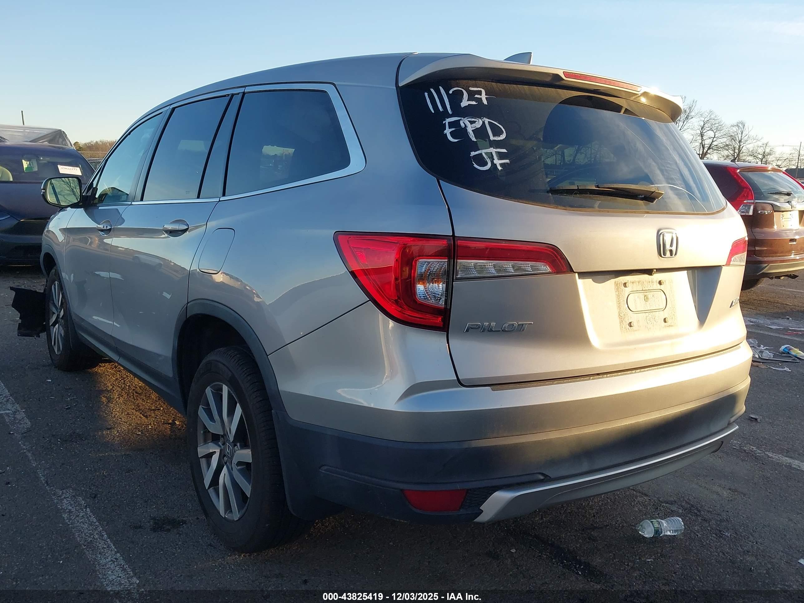 HONDA PILOT image 3