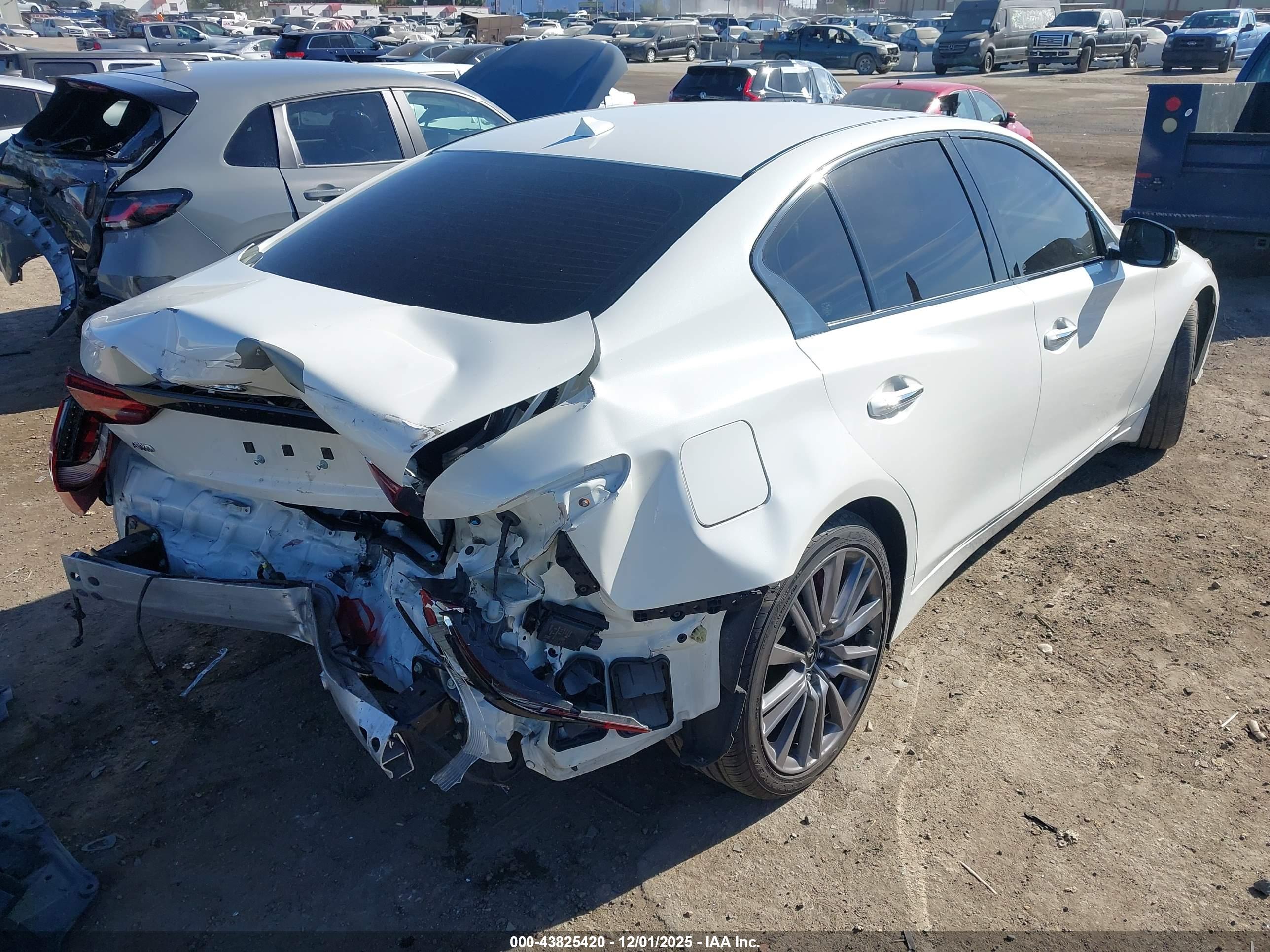 INFINITI Q50 image 4