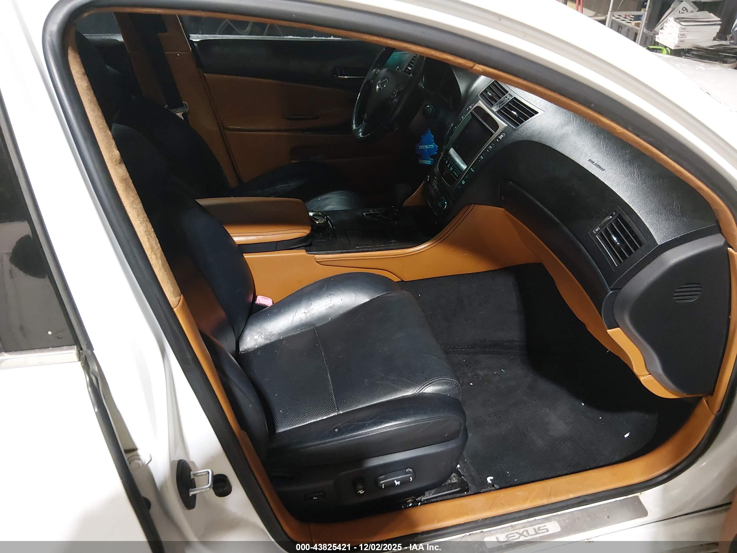 LEXUS GS image 5