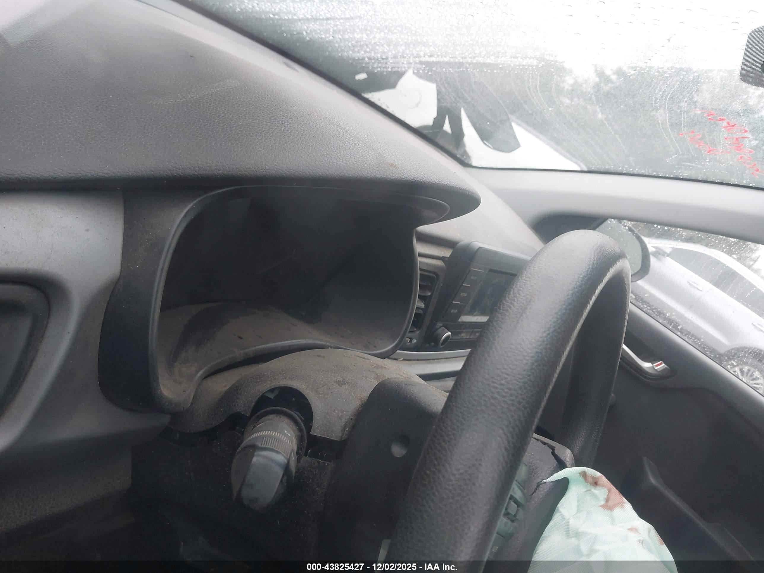 KIA RIO image 7