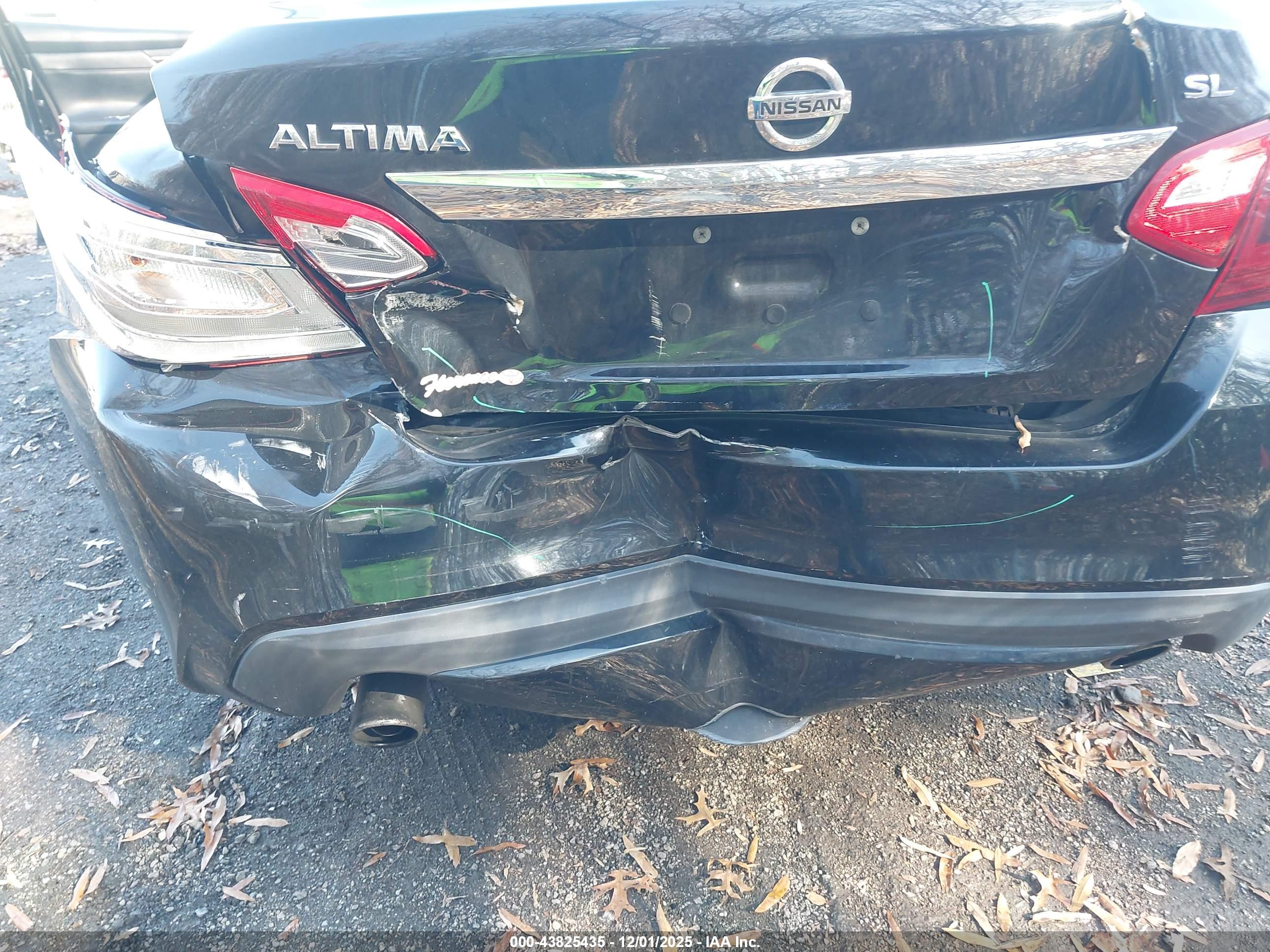 NISSAN ALTIMA image 6