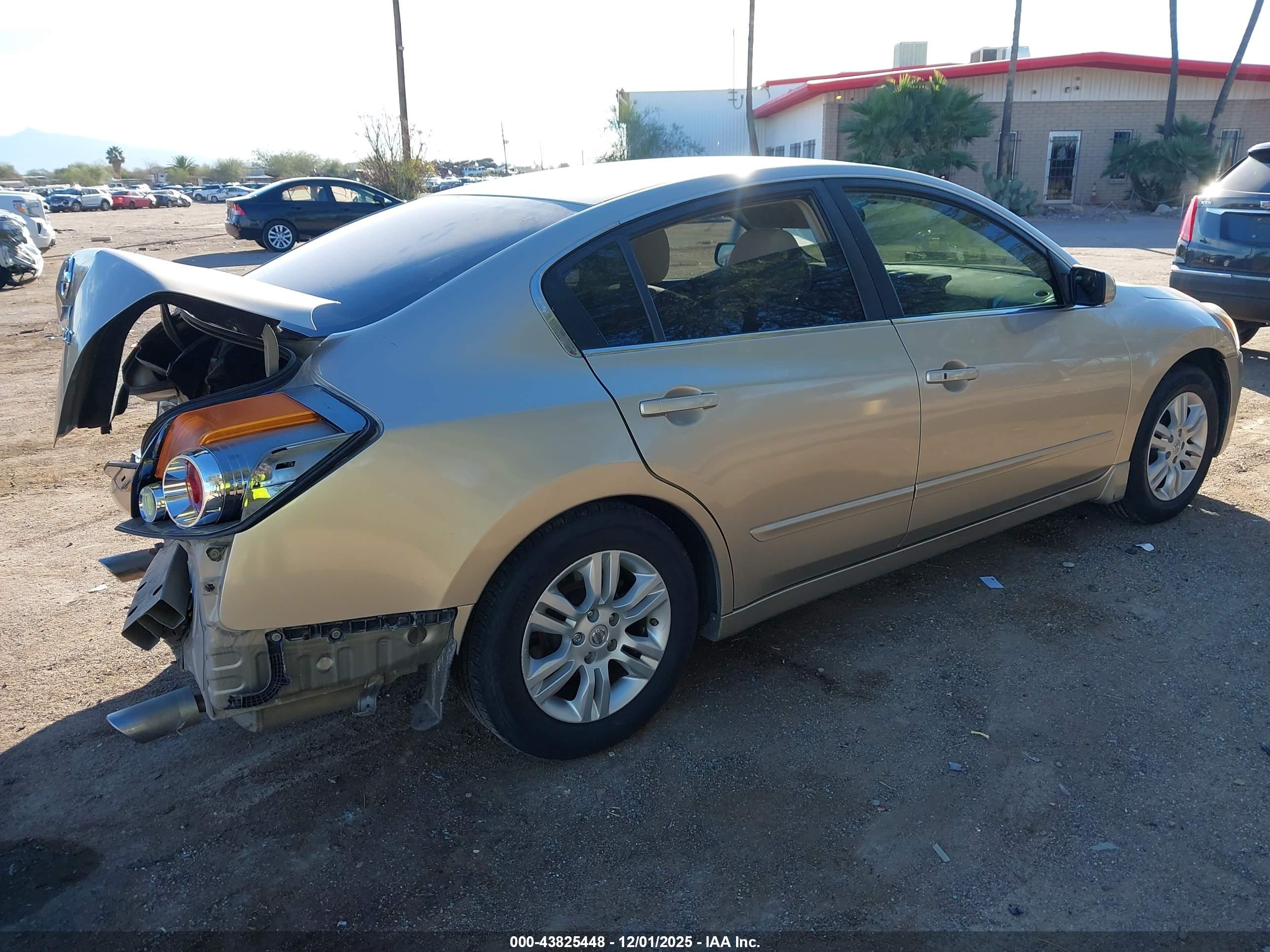 NISSAN ALTIMA image 4